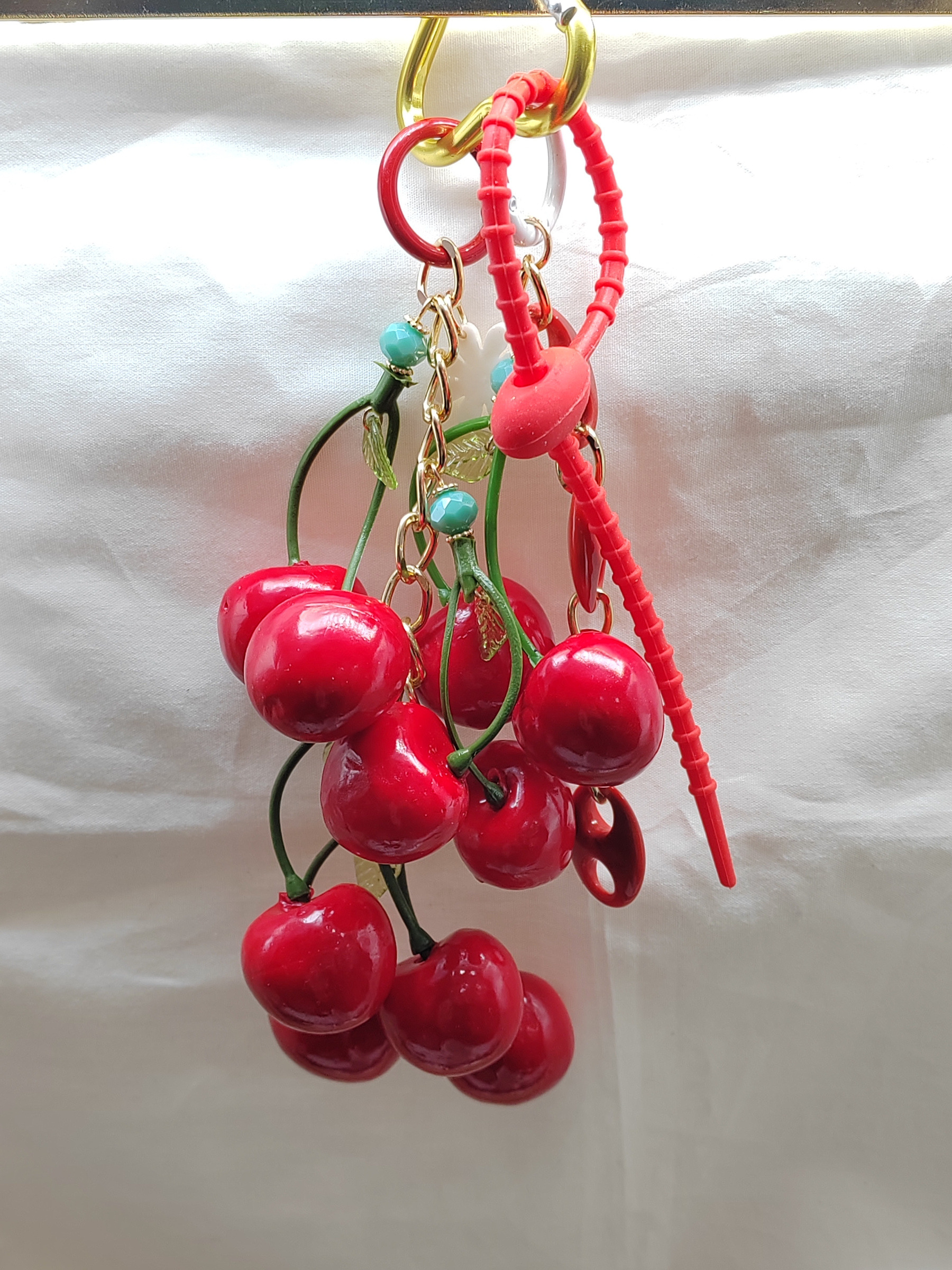 Wholesaler I.L JOLI B - Key Cherry Bag in Resin