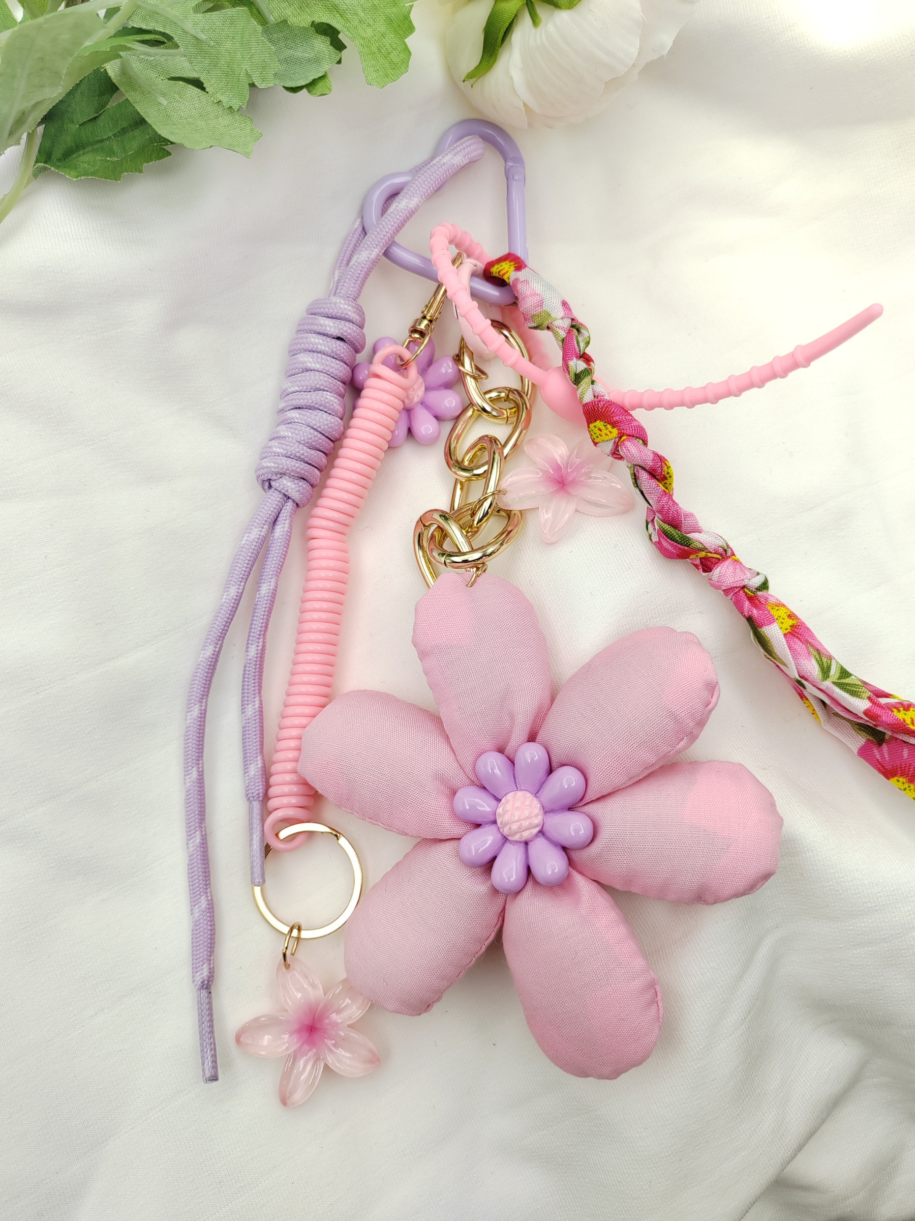 Wholesaler I.L JOLI B - Keychain for bag flower