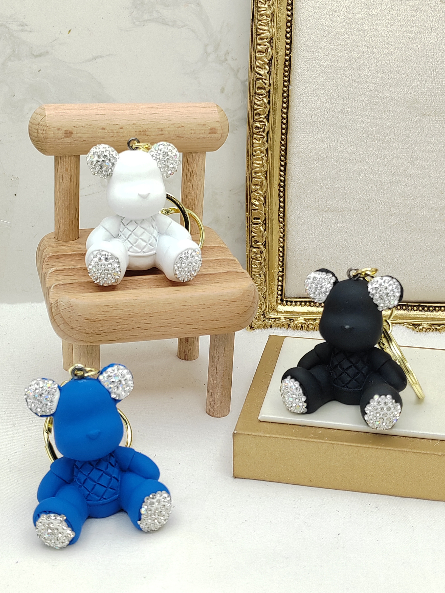Wholesaler I.L JOLI B - Bear keychain