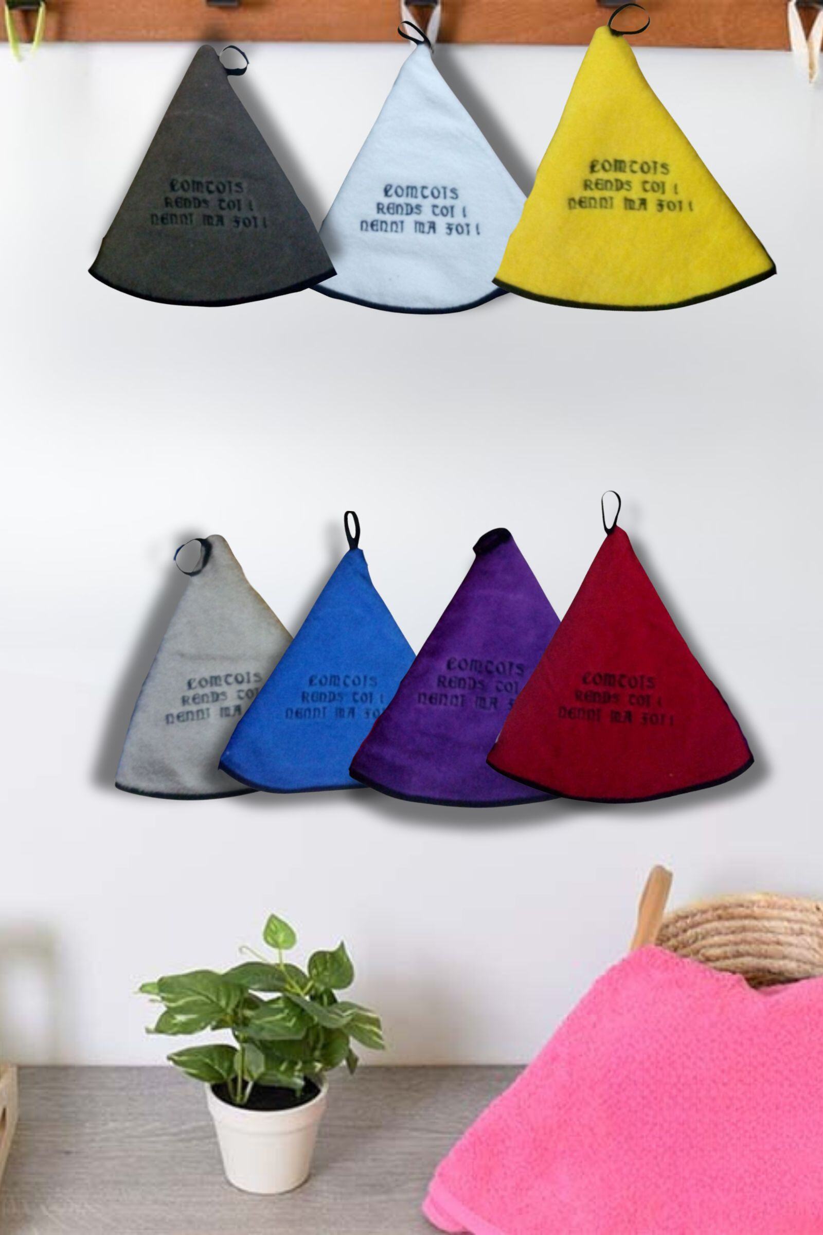 Wholesaler LINA - Set of embroidered tea towel hand towels -FRANCHE COMTE Comtois