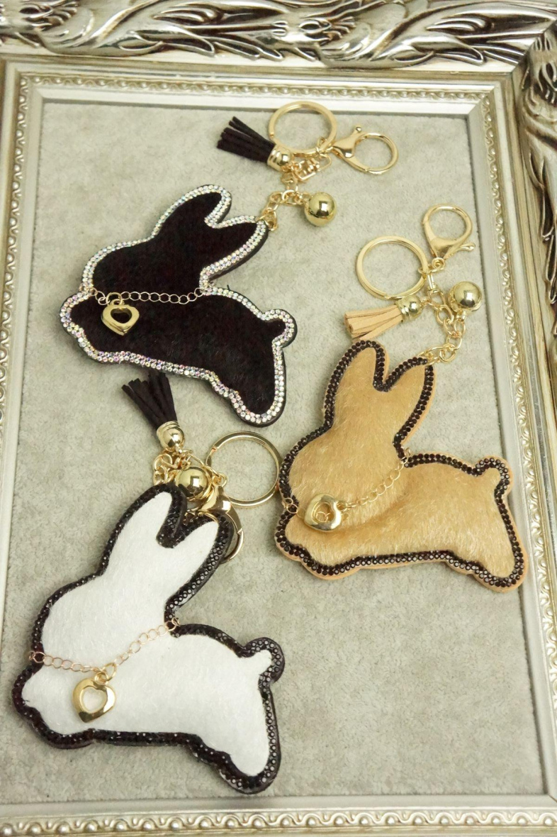 Wholesaler MET-MOI - Rabbit key ring with heart necklace