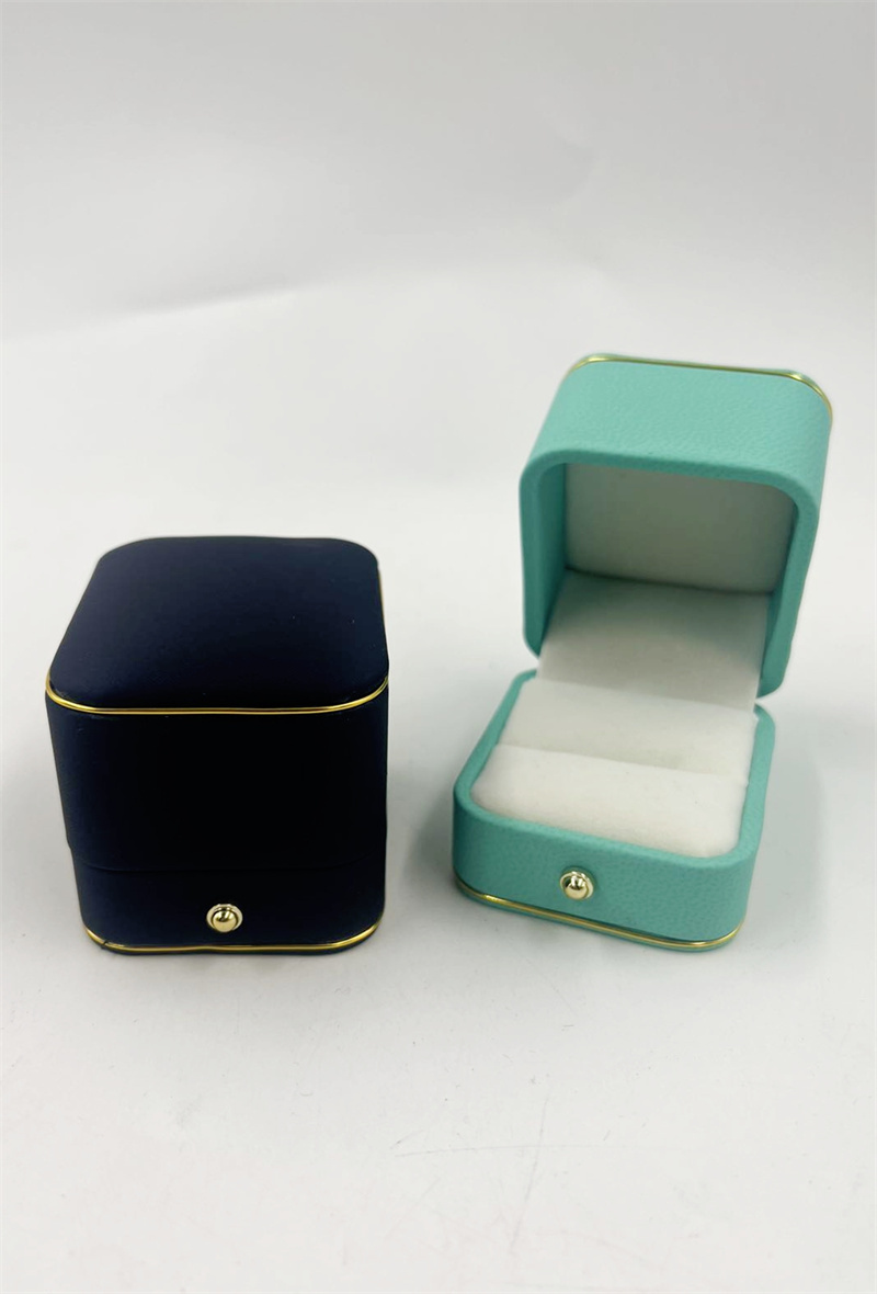 Wholesaler ORIENT EXPRESS FIRST - Jewelry box