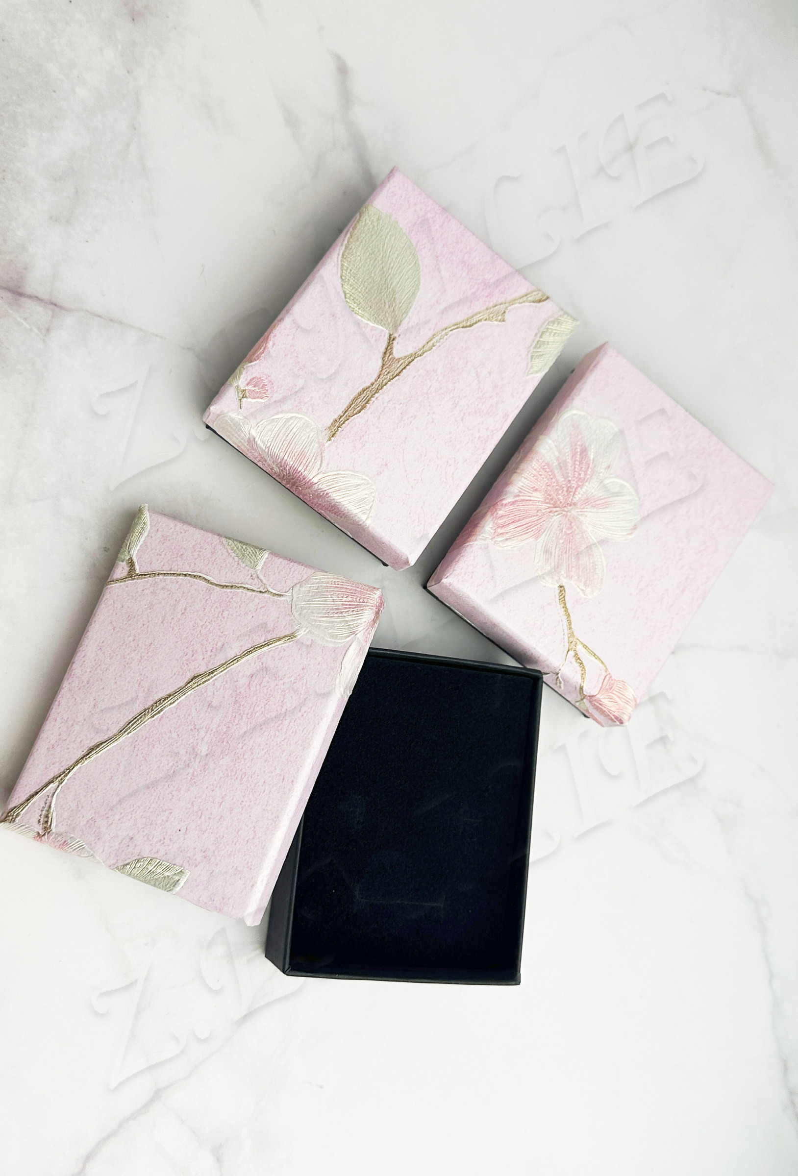 Wholesaler Z. Emilie - Gift box for jewelry set