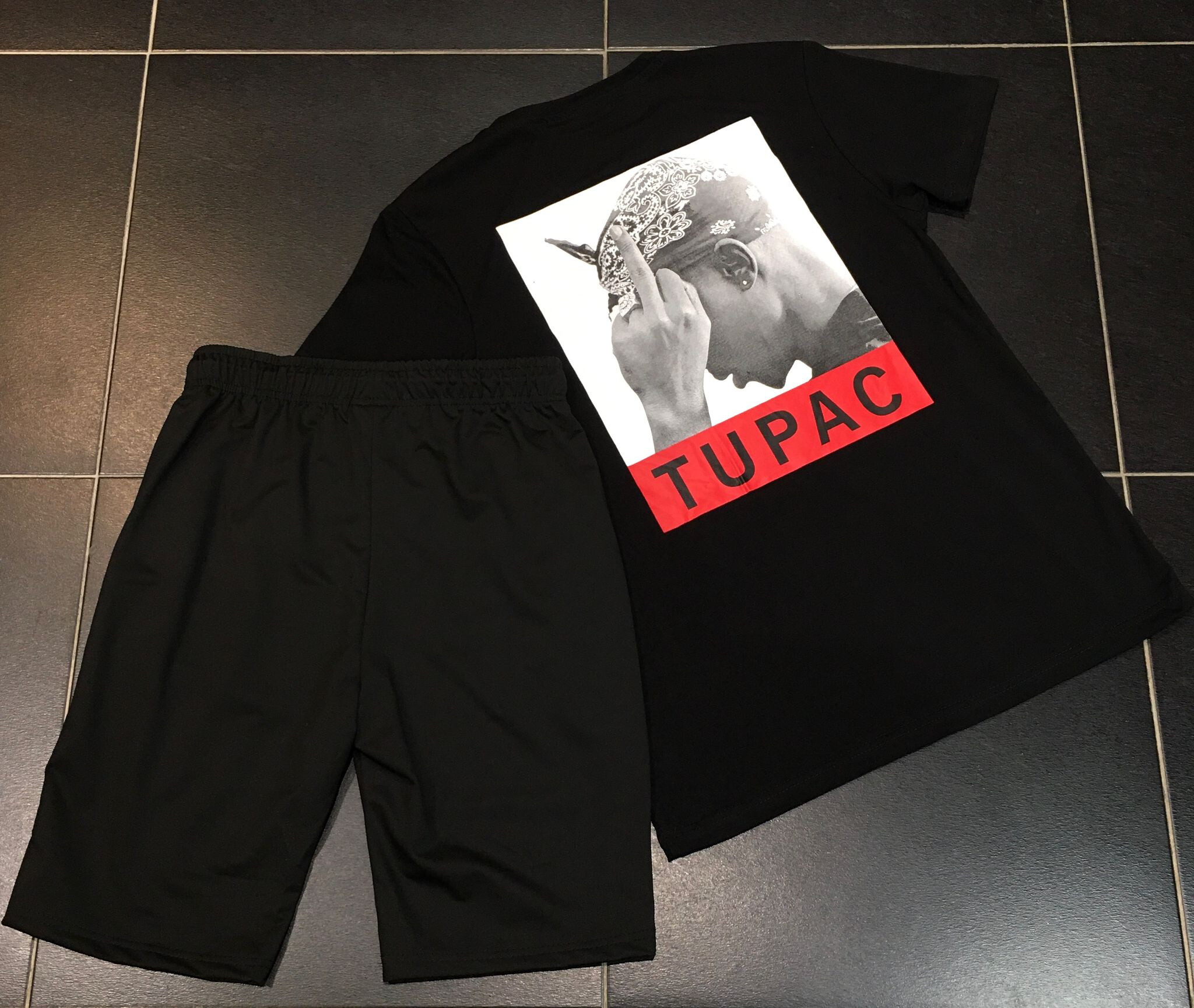 Grossista Aarhon - T-shirt a pantaloncini stampati a tupac