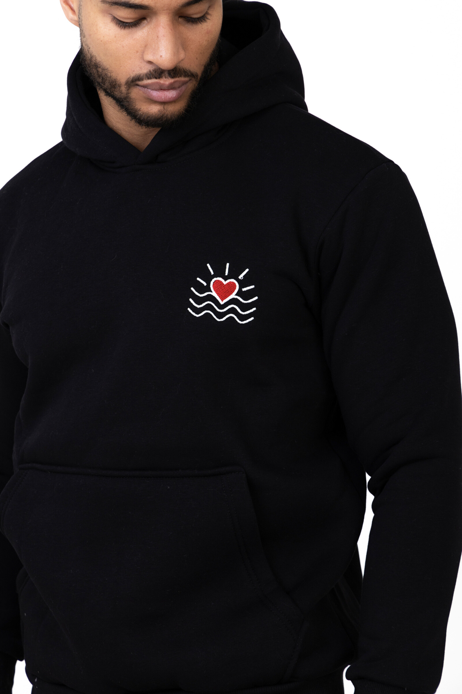 Grossiste Aarhon - Sweat à Capuche Brodé Cœur