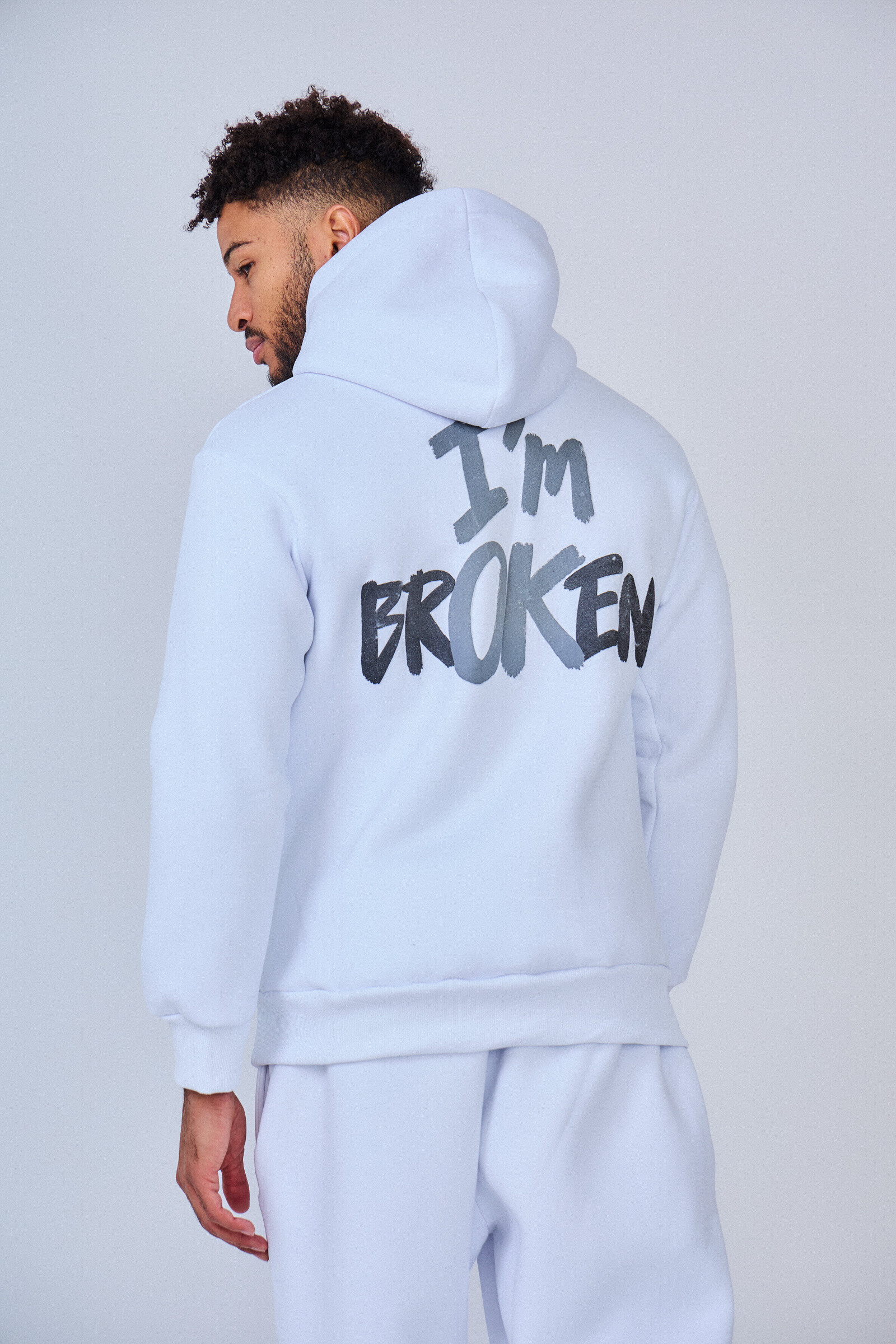 Grossiste Aarhon - SWEAT A CAPUCHE I'M BROKEN