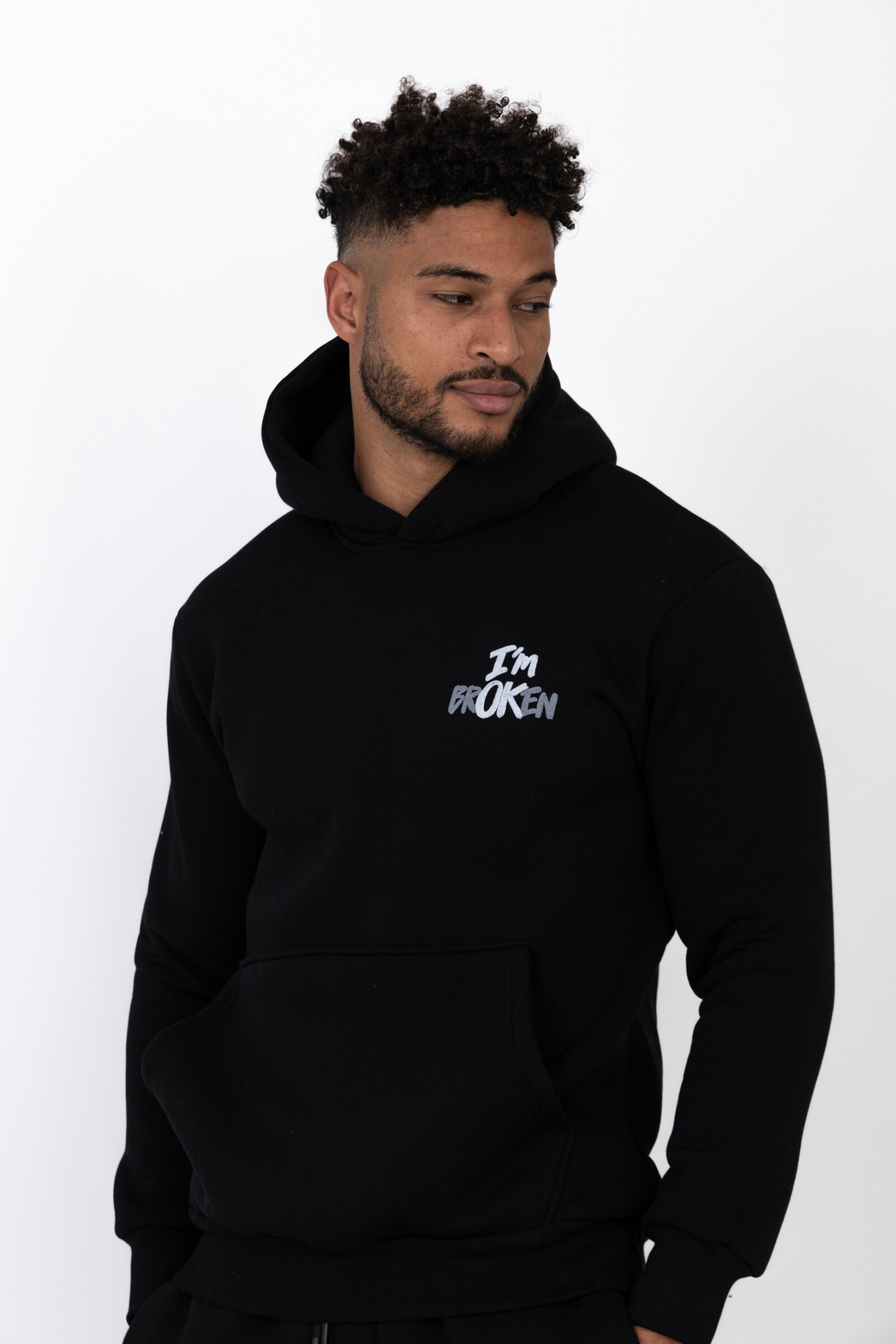 Grossiste Aarhon - SWEAT A CAPUCHE I'M BROKEN