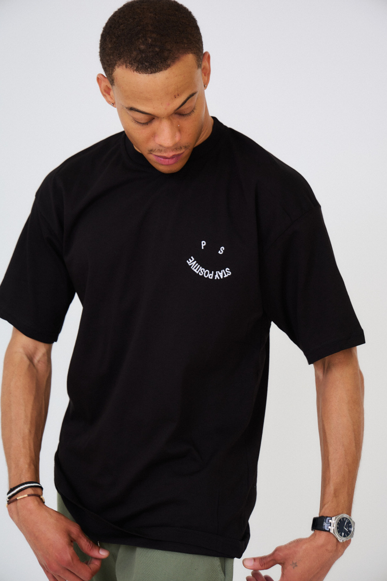 Grossista Aarhon - T-shirt ricamato oversize