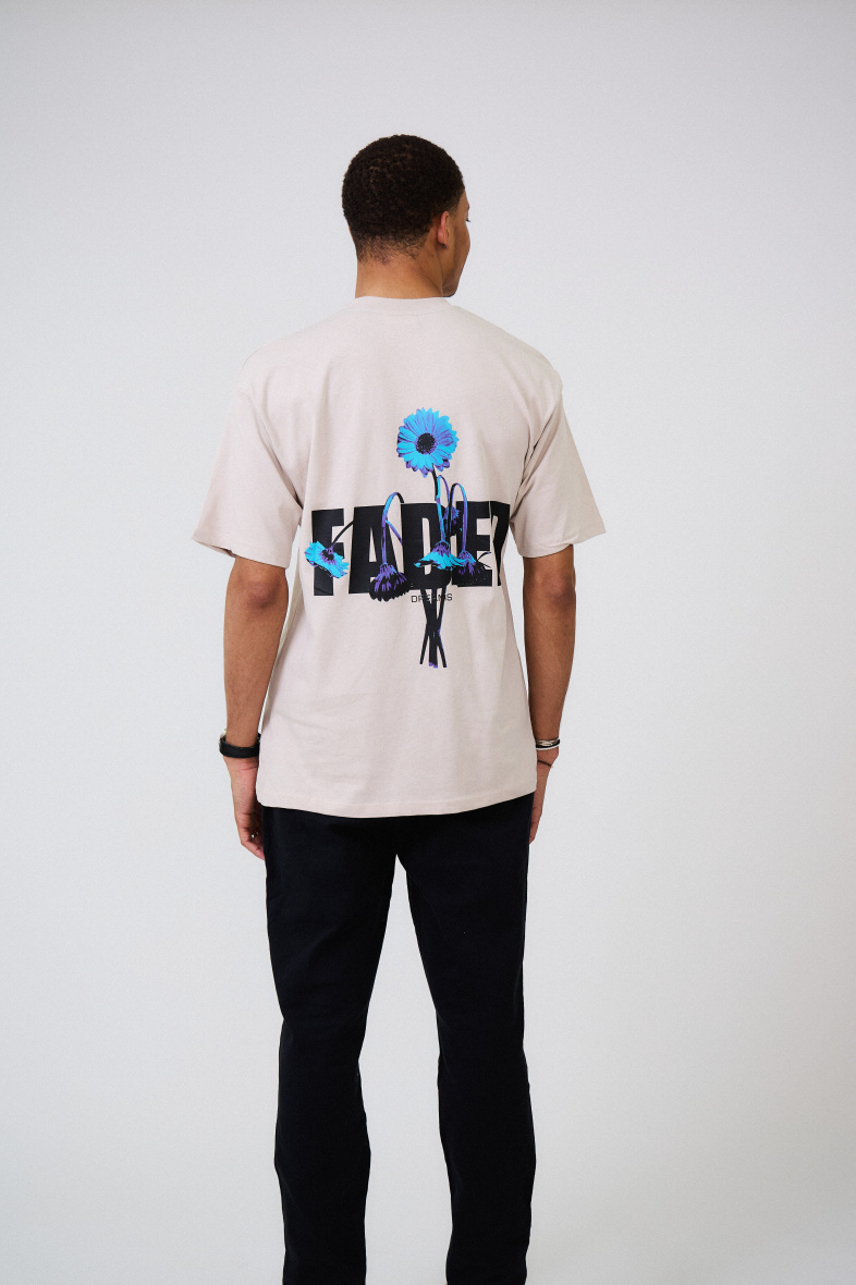 Grossista Aarhon - T-shirt stampato sbiadito