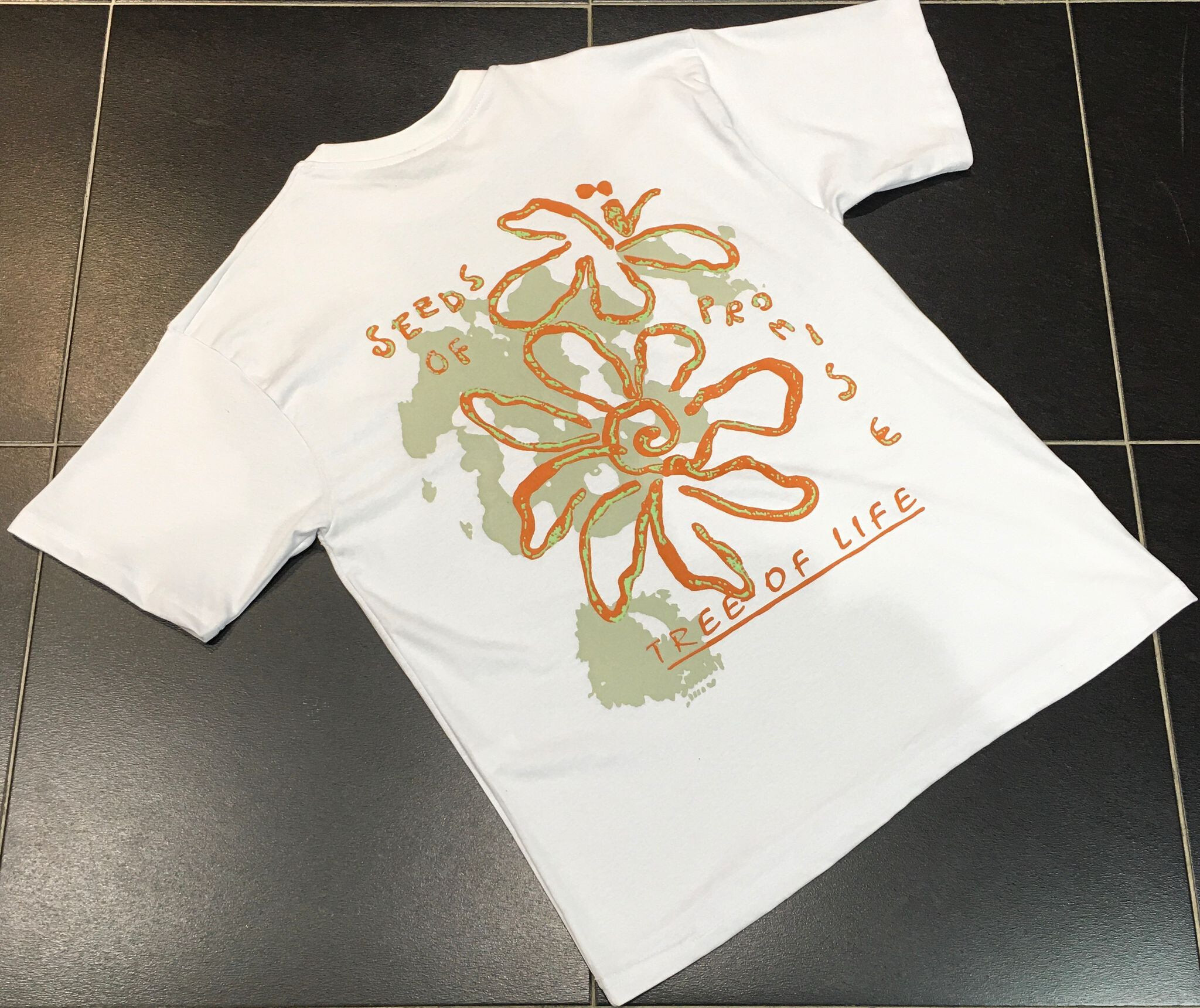 Grossiste Aarhon - T-SHIRT IMPRIMÉ