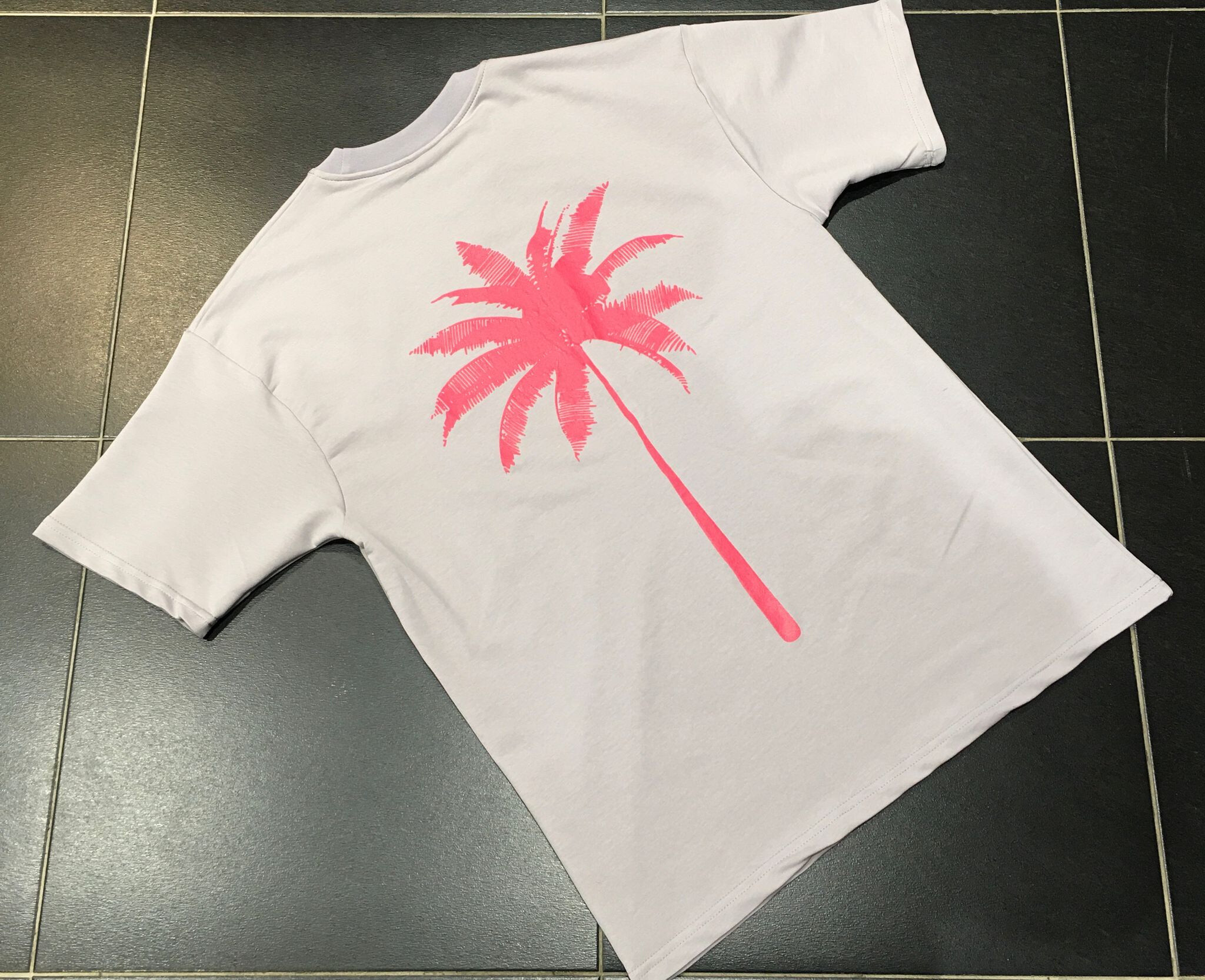 Grossiste Aarhon - T-SHIRT IMPRIMÉ PLUM