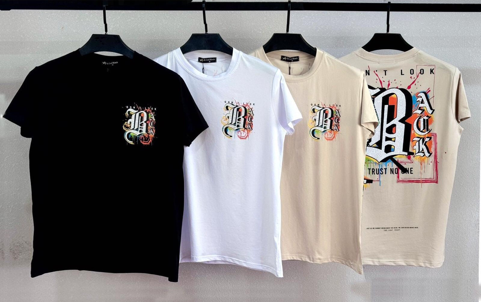 Grossista Aarhon - T-shirt stampato "indietro"