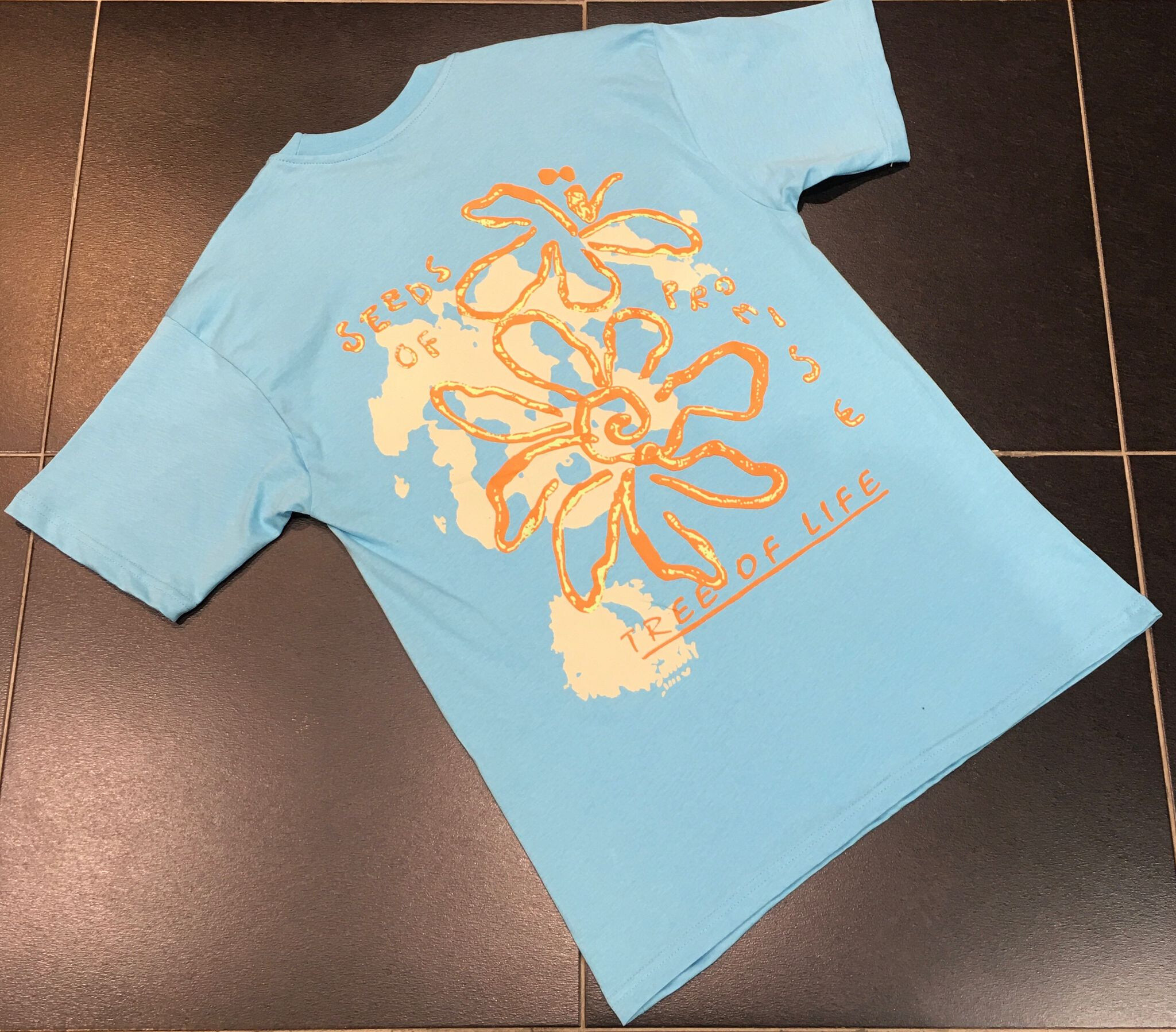 Grossiste Aarhon - T-SHIRT IMPRIMÉ