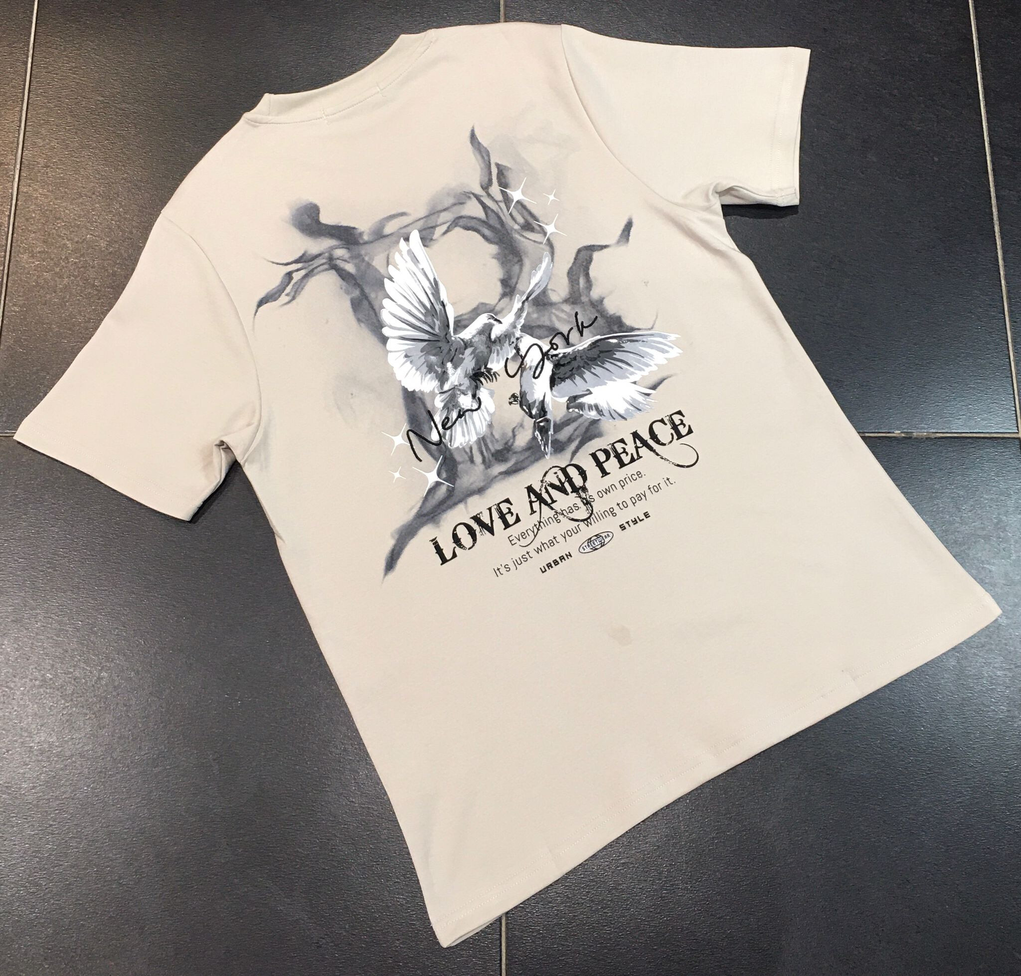 Grossista Aarhon - Maglietta oversize stampata con amore e pace