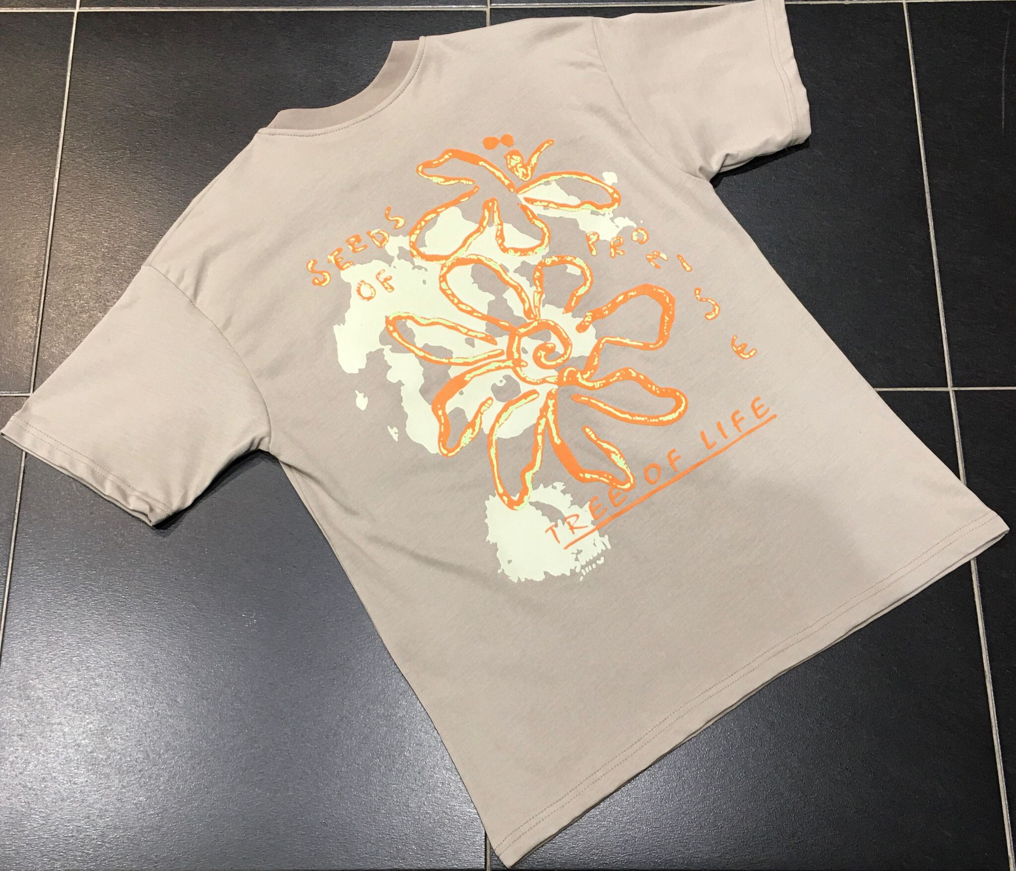 Grossiste Aarhon - T-SHIRT IMPRIMÉ