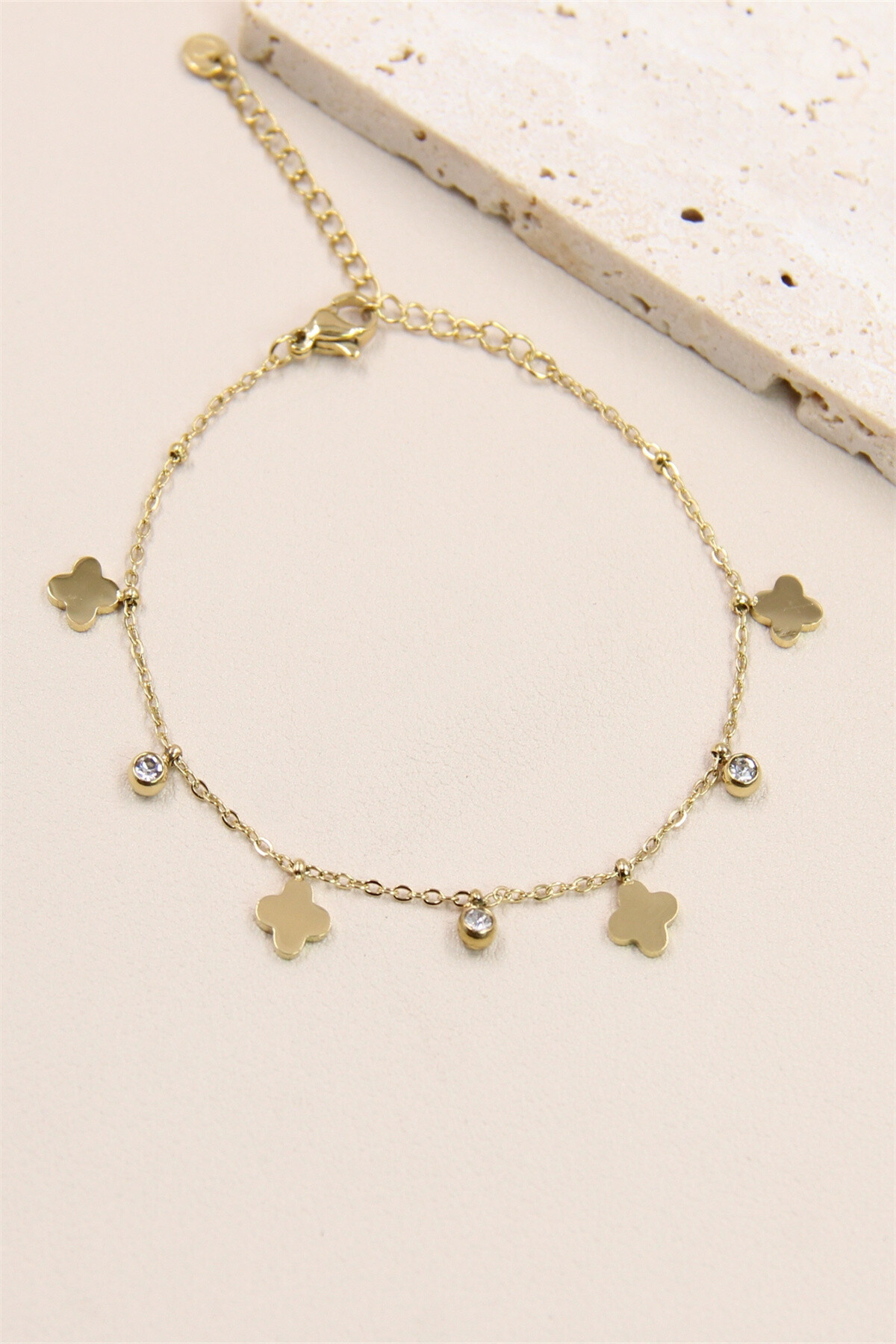 Grossista Bellissima - Bracciale a trifoglio decorato con strass in acciaio inossidabile - design moderno