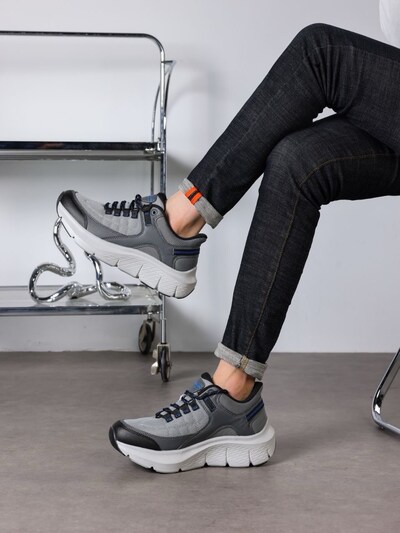 Grossista Bello Star - Sneakers da uomo in materiali misti con lacci Grossista Bello Star - Sneakers da uomo in materiali misti con lacci