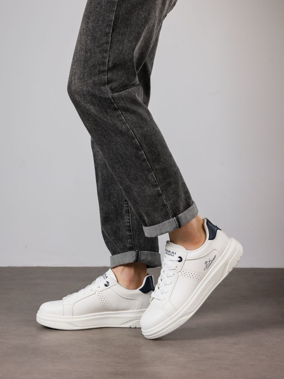 Wholesaler Bello Star - Men's classic lace-up sneakers in matte