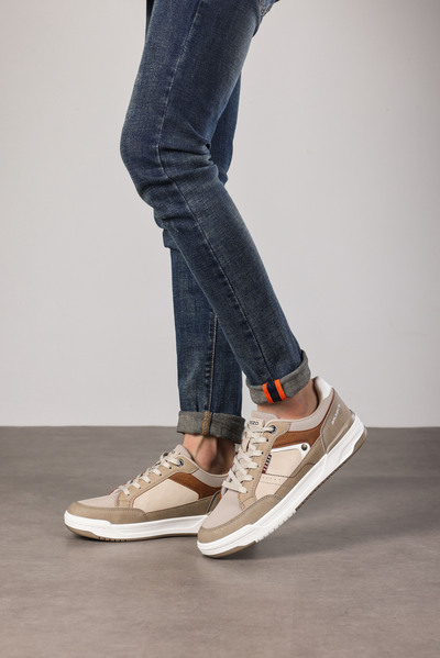 Grossista Bello Star - Sneaker uomo classiche in materiale misto con lacci Grossista Bello Star - Sneaker uomo classiche in materiale misto con lacci