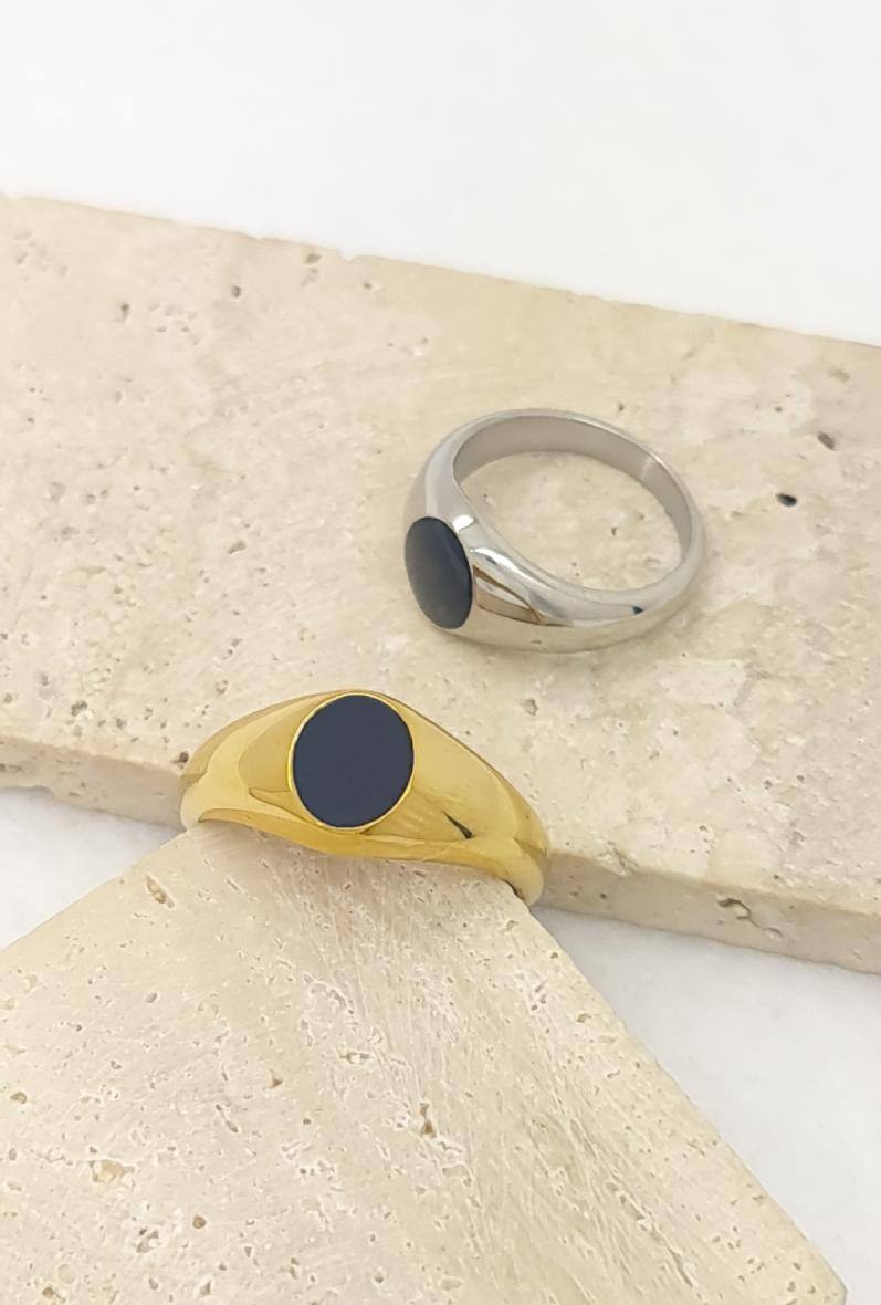 Grossista Bijoussimo - Anello in acciaio da uomo con pietra nera ovale