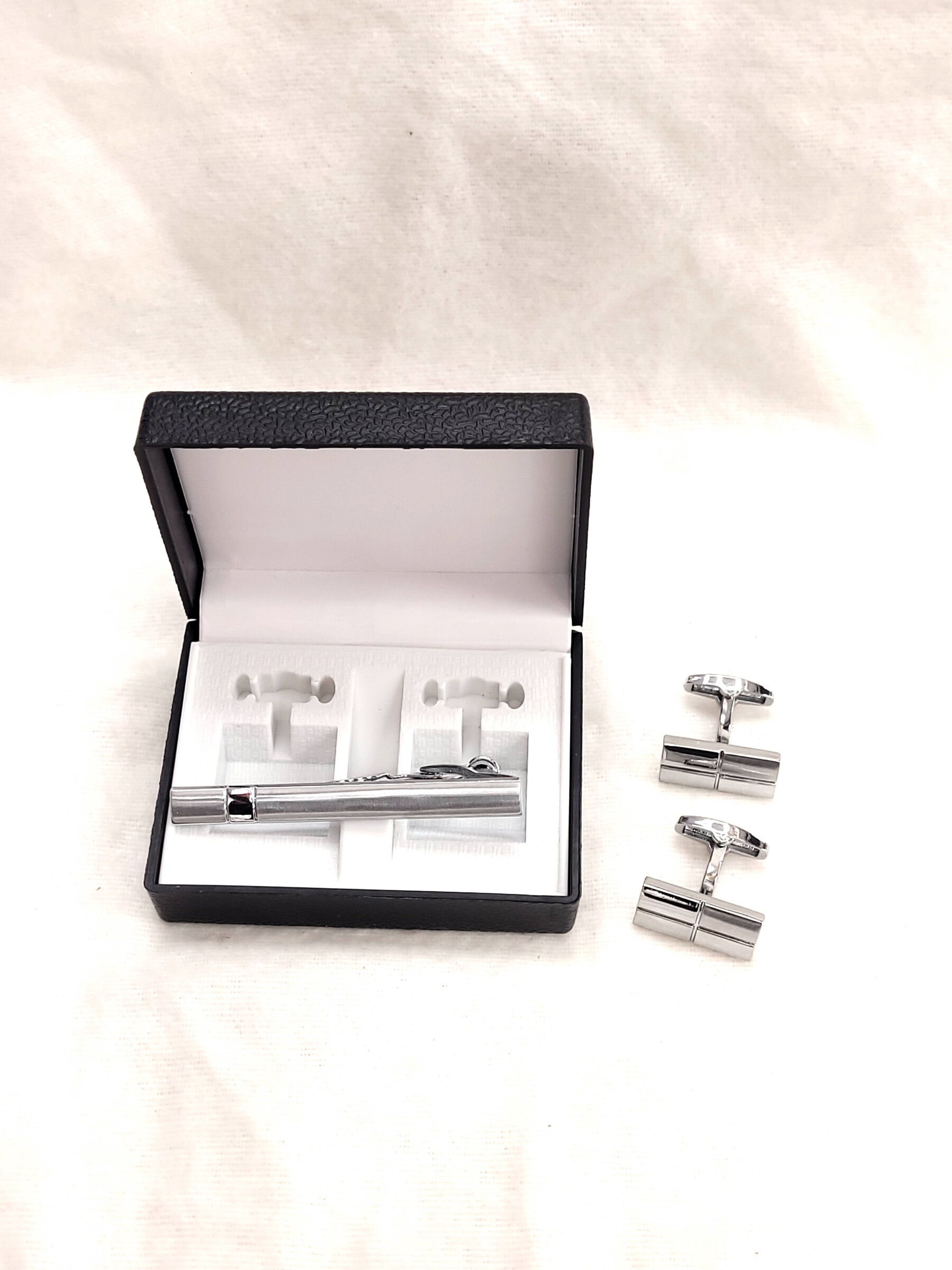 Wholesaler Bijoussimo - Cufflink with clip with box