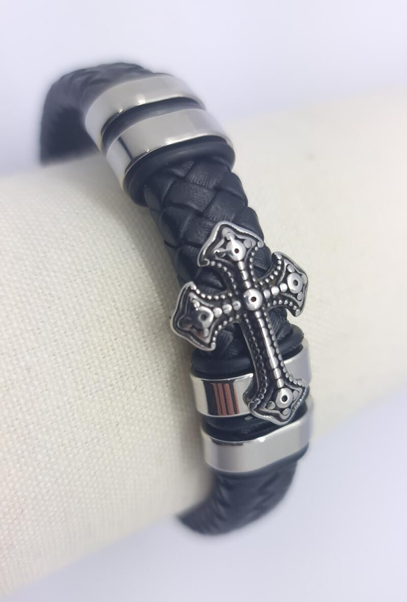 Grossiste Bijoussimo - Bracelet cuir et acier crucifix