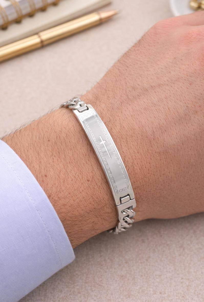 Großhändler Bijoussimo - Herrenarmband aus Stahl im Panzerkettenstil mit Kreuzmotivplatte