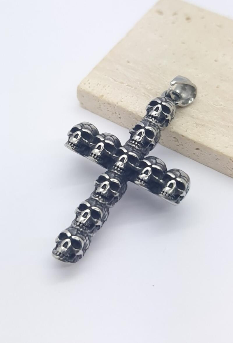 Wholesaler Bijoussimo - Steel pendant Cross ten skulls