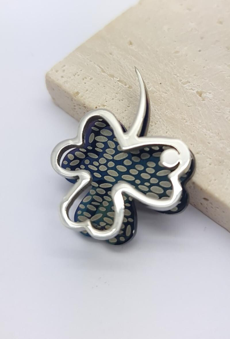 Wholesaler Bijoussimo - Steel pendant with 3 leaves