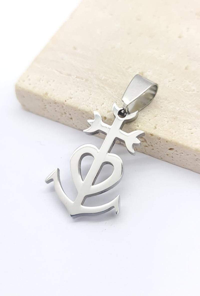 Wholesaler Bijoussimo - Camargue cross steel pendant