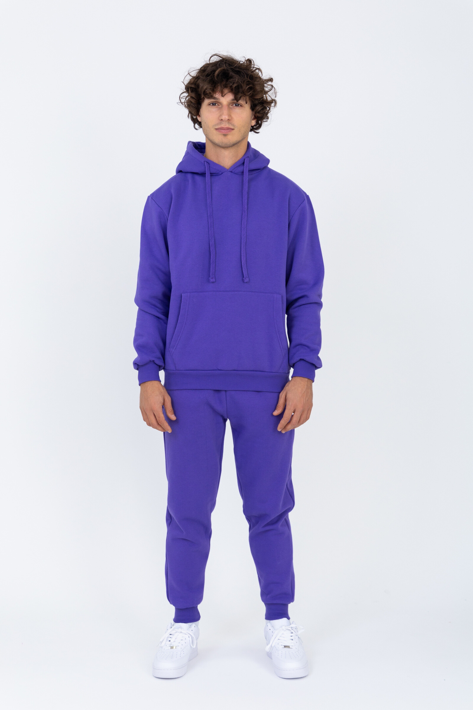 Wholesaler Black Industry - 102 BLACK.