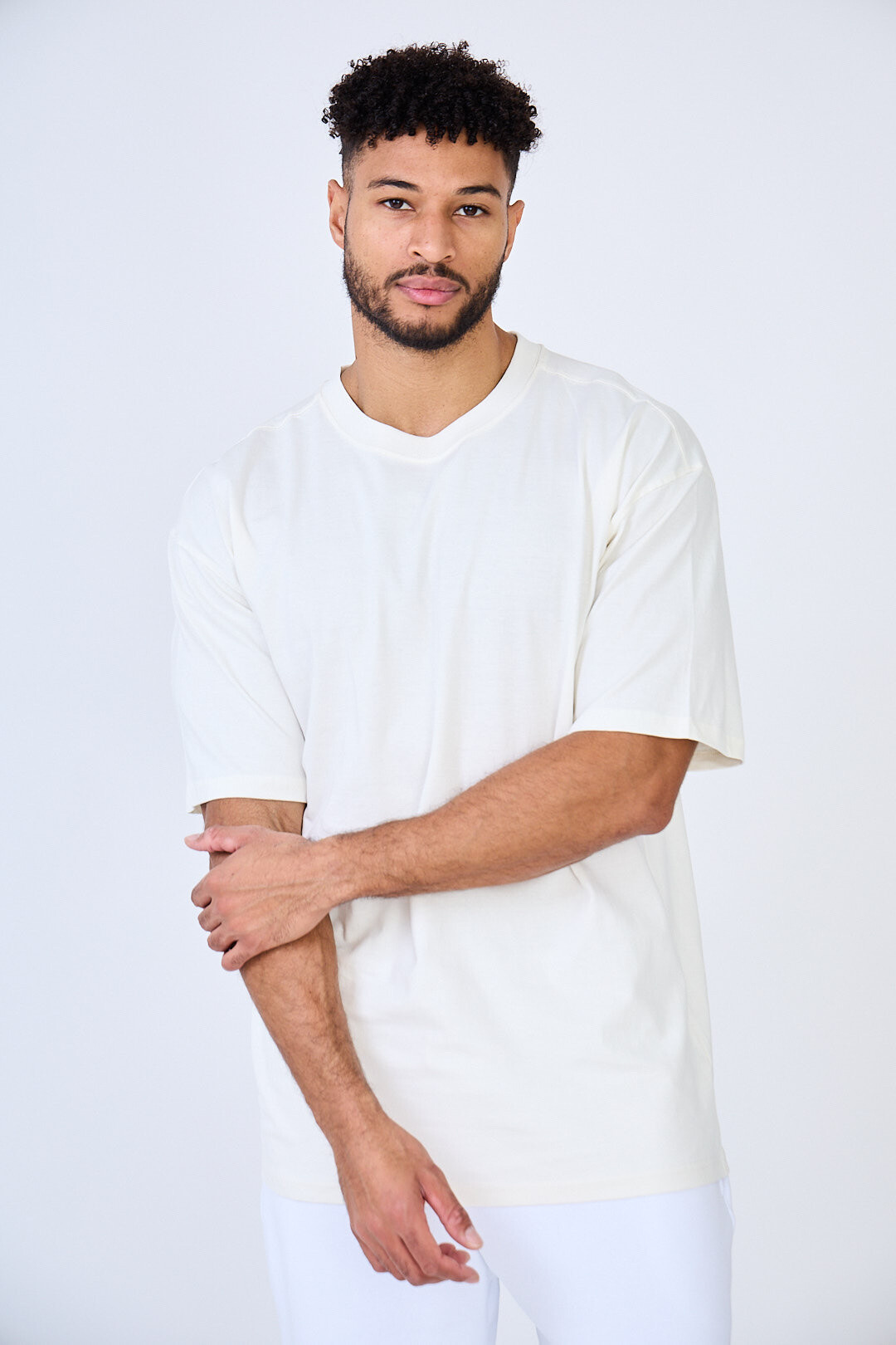 Wholesaler Black Industry - T 002 OVERSIZE BLACK VINTAGE