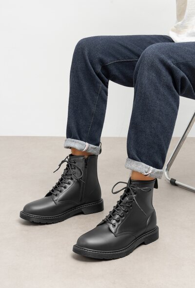 Wholesaler C'M Homme - High lace-up boots with lug sole Wholesaler C'M Homme - High lace-up boots with lug sole