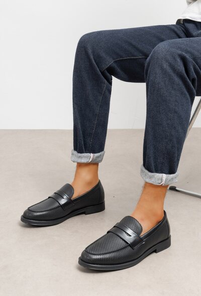 Wholesaler C'M Homme - Penny loafers with perforated panel Wholesaler C'M Homme - Penny loafers with perforated panel