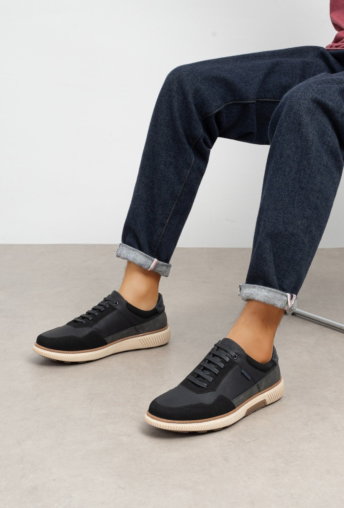 Wholesaler C'M Paris - Men's sneakers