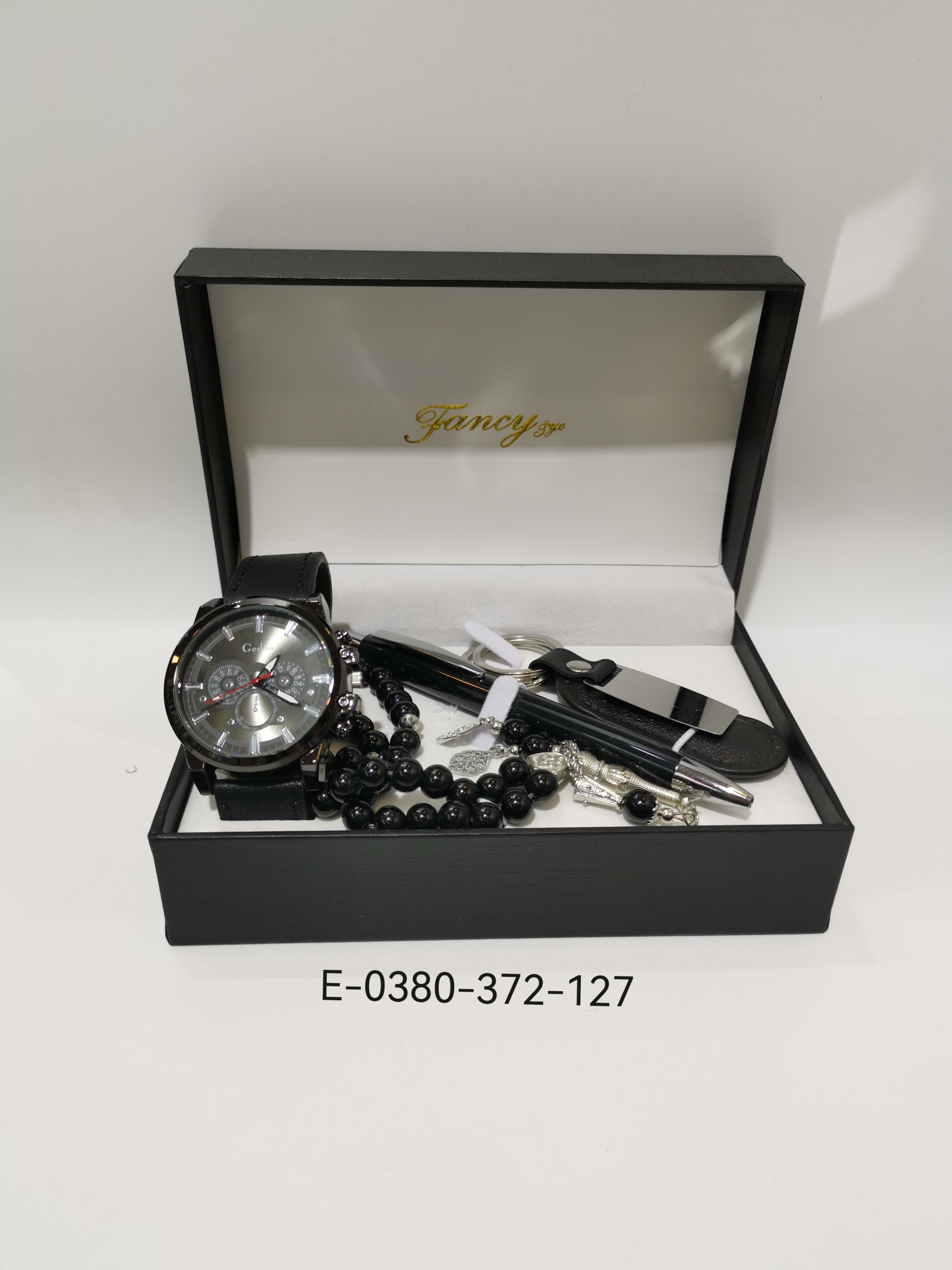 Grossista C.S. MODE - Cofanetto orologio elegante