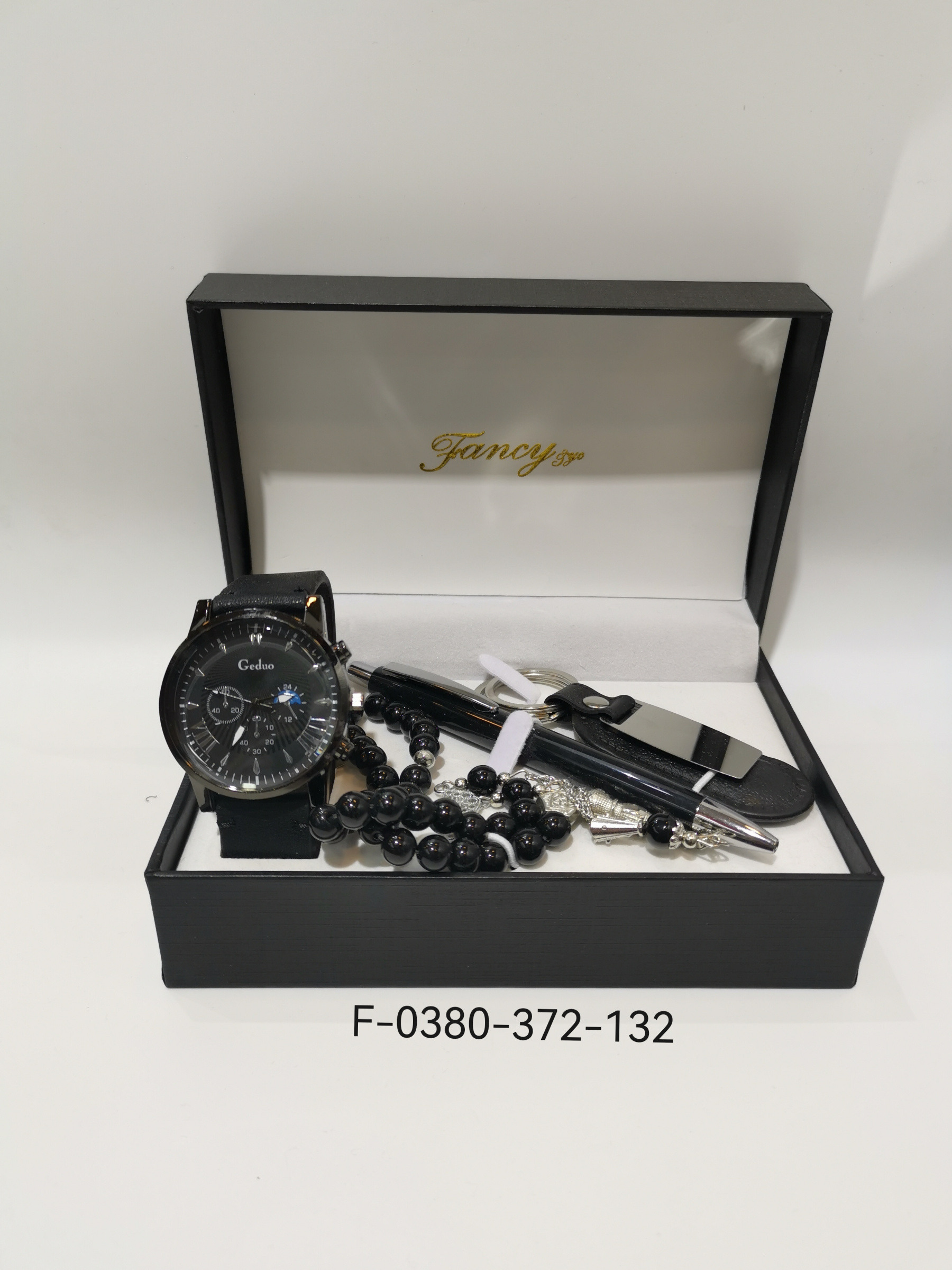 Grossista C.S. MODE - Cofanetto orologio elegante