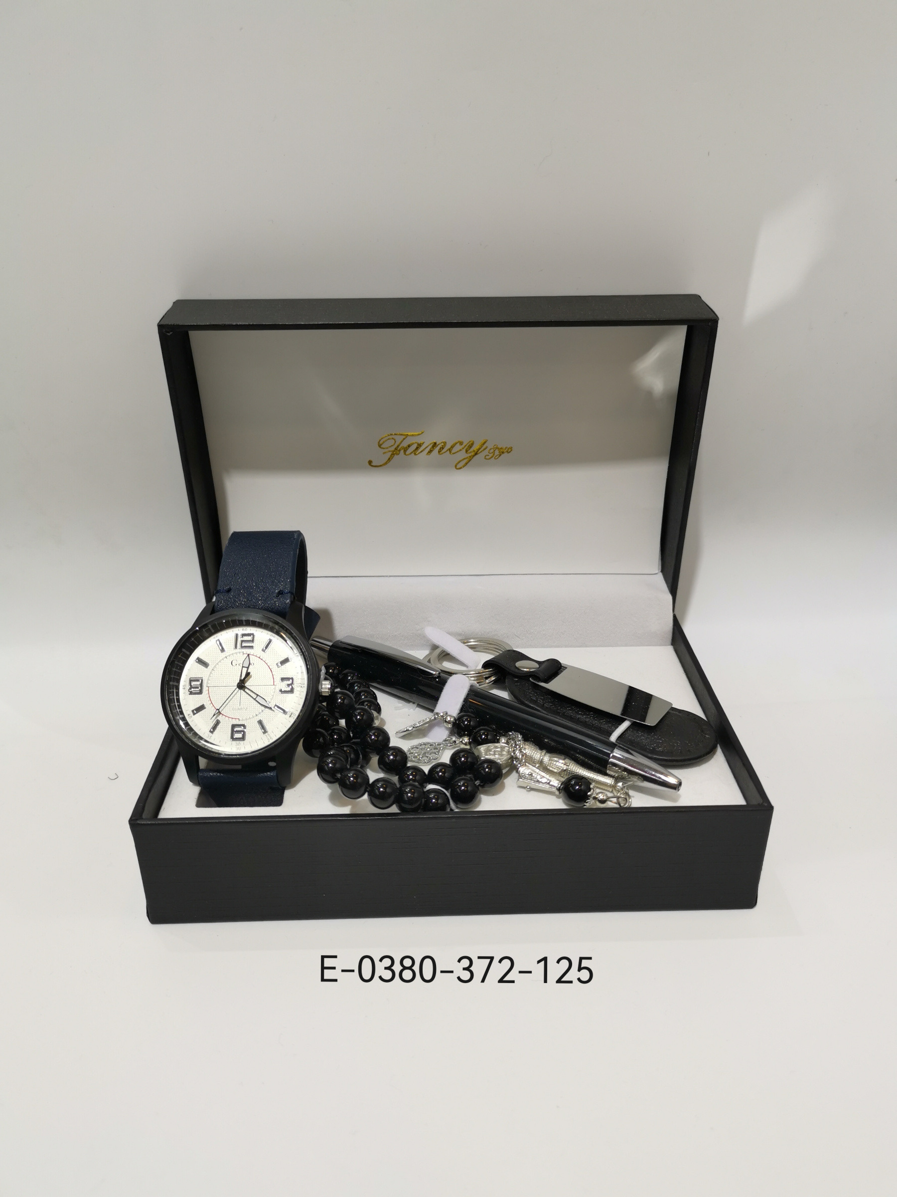 Grossista C.S. MODE - Cofanetto orologio elegante
