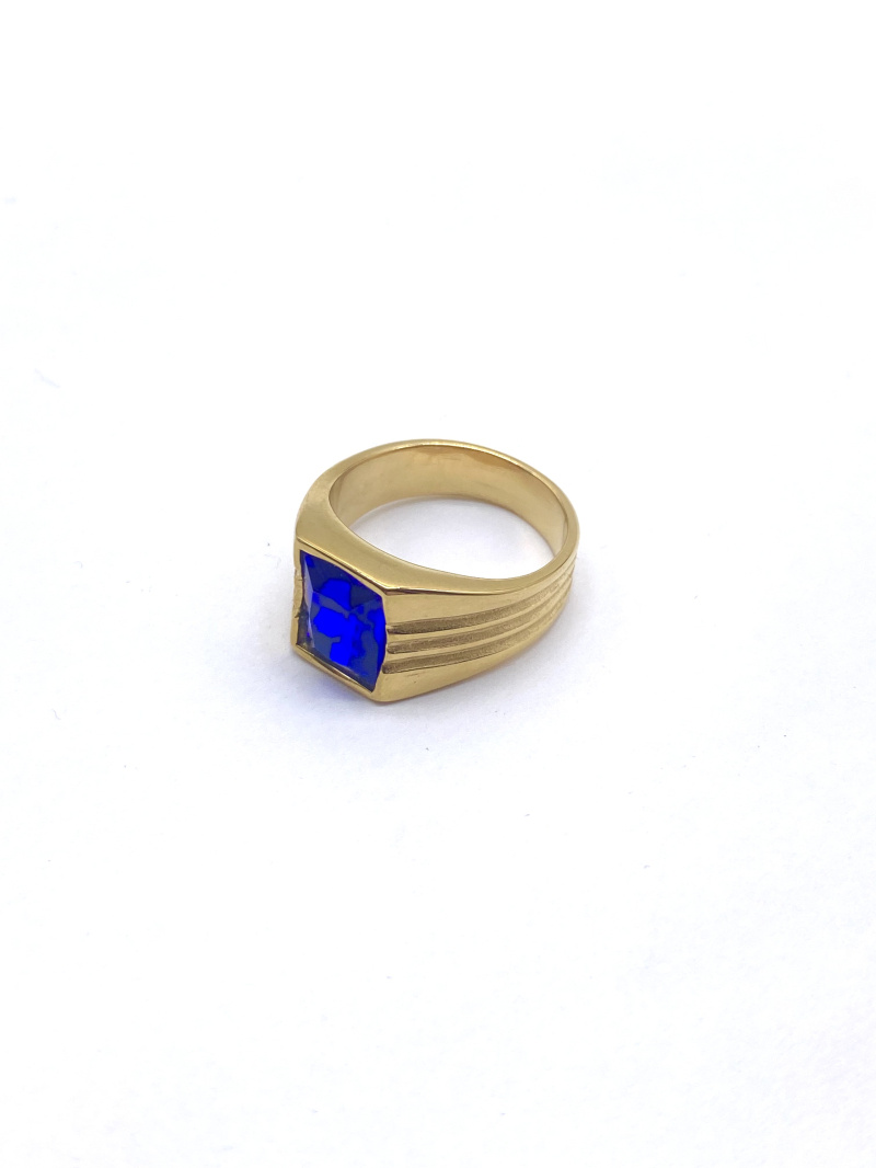 Grossiste Cecile II - Bague acier inoxydable doré avec une pierre zircone