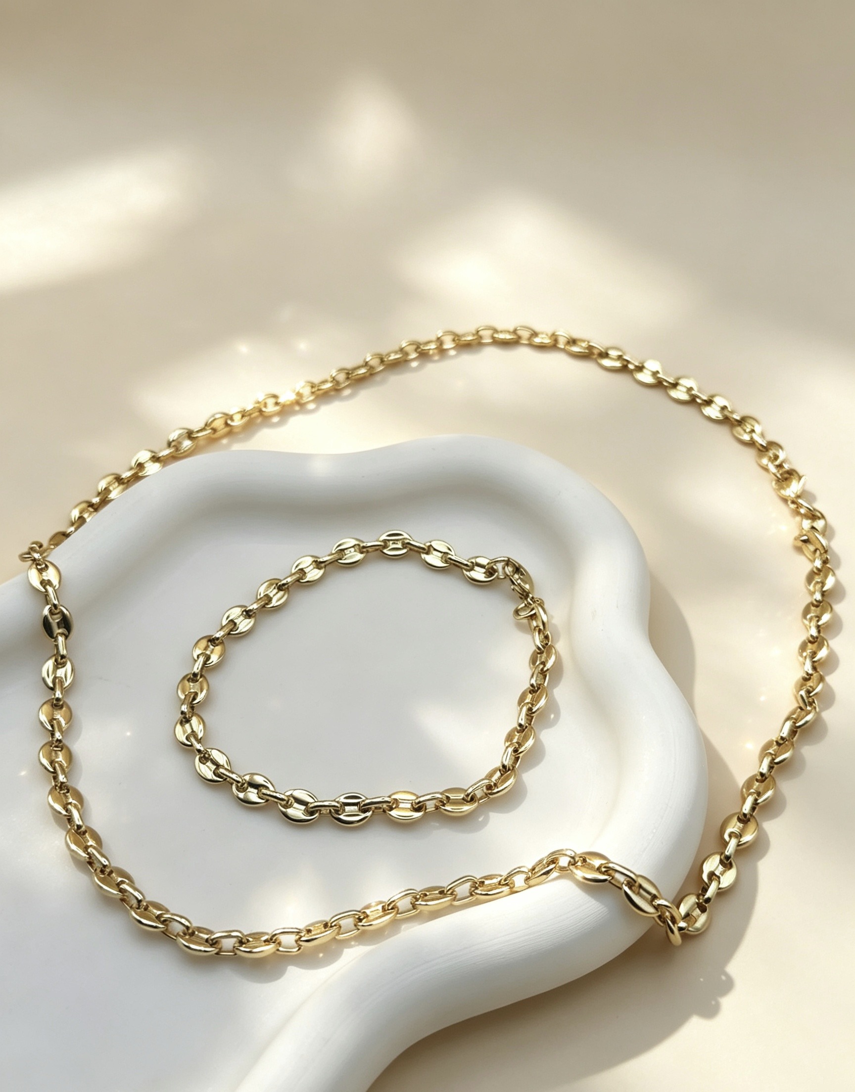 Grossista Ceramik - Set collana e bracciale in acciaio inossidabile — Maglie a chicco di caffè 6MM (dorato)