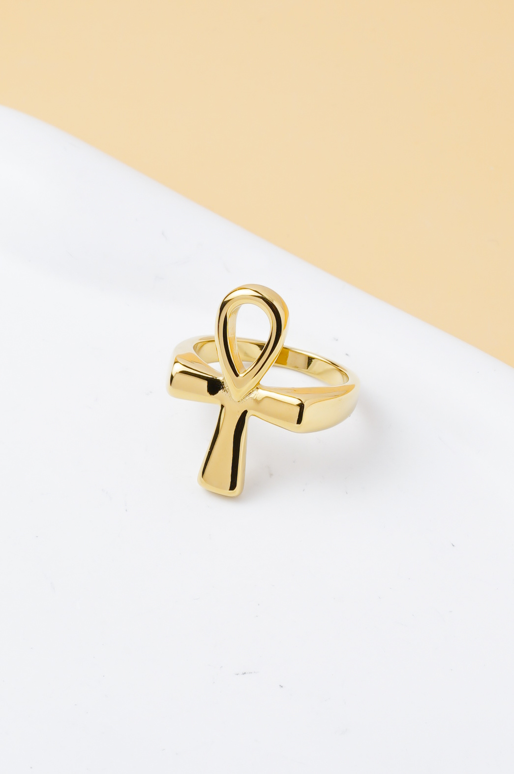 Grossista Ceramik - Anello uomo in acciaio inossidabile con simbolo Ankh (croce egizia) – colore a scelta – misure US 7–13 (FR 54–70)
