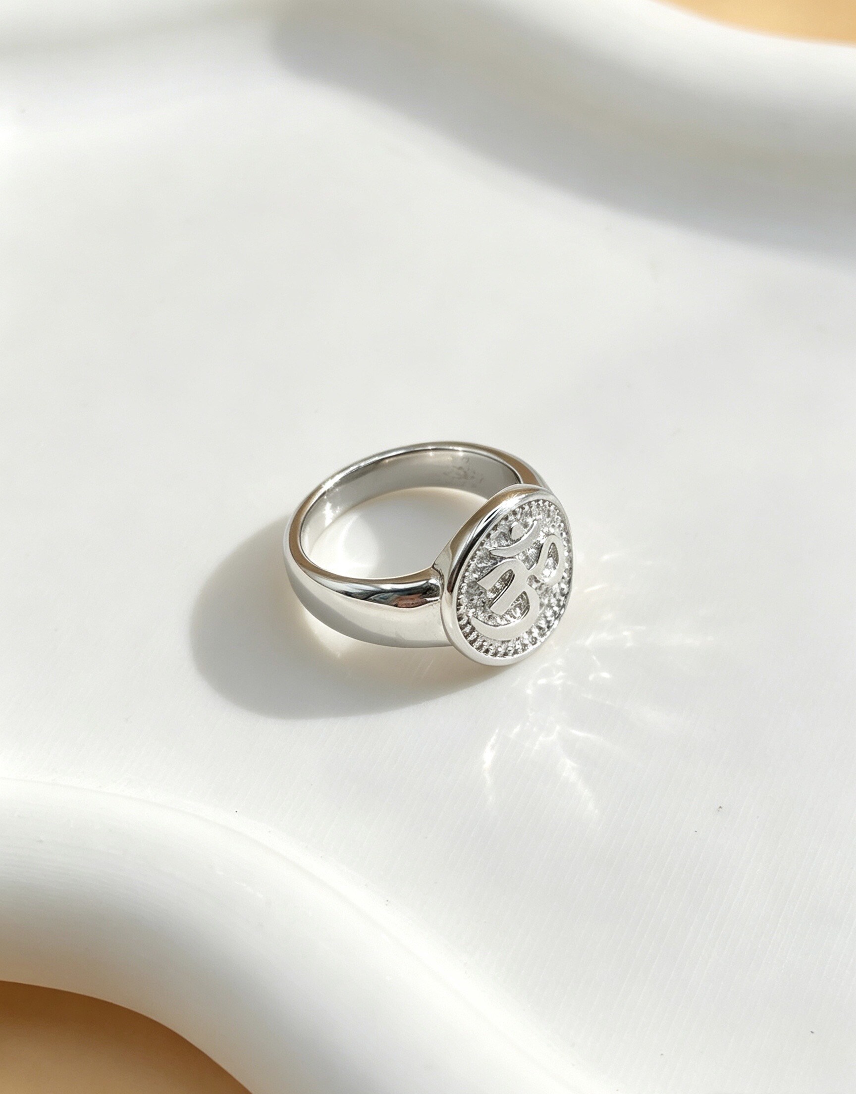 Grossiste Ceramik - Bague OM – Argentée