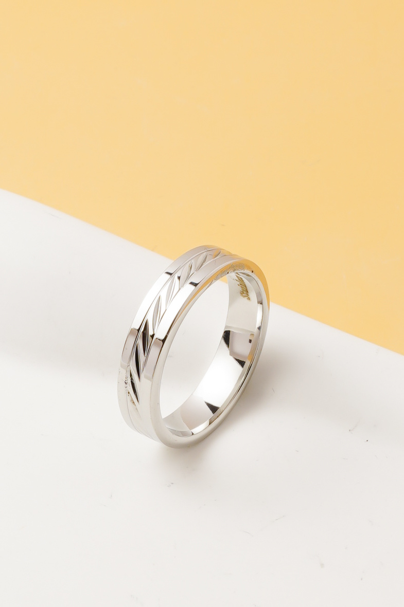 Wholesaler Ceramik - Men's stainless steel ring – US sizes 6–14 / FR 52–71 – Engraved design