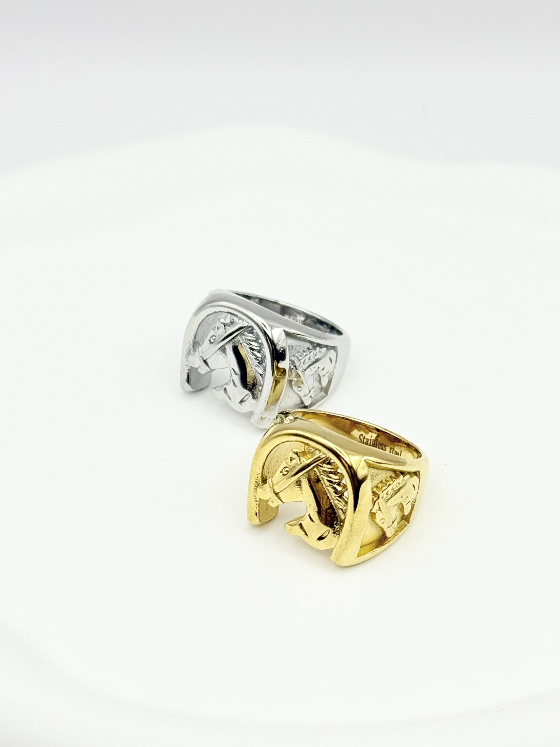 Wholesaler Ceramik - Stainless steel ring with zirconium stone