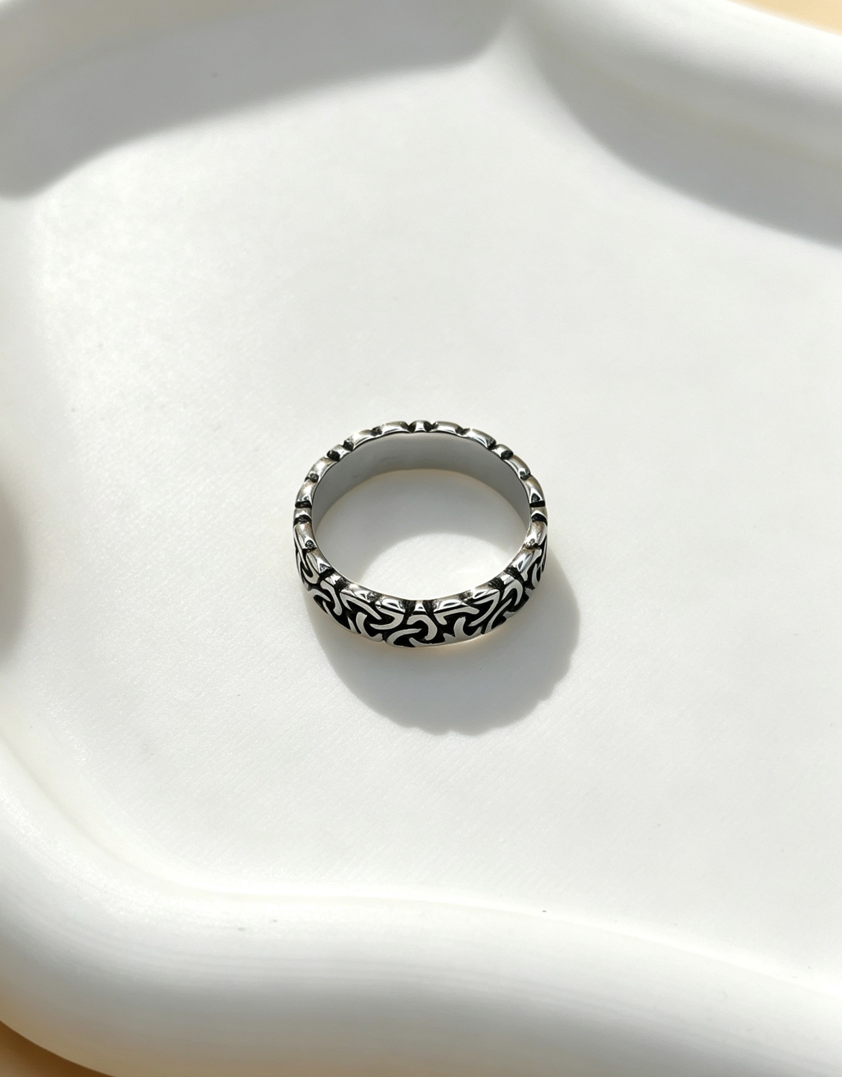 Grossiste Ceramik - Bague Anneau Nœud Celtique / Triskel en Argent : Élégance Nordique