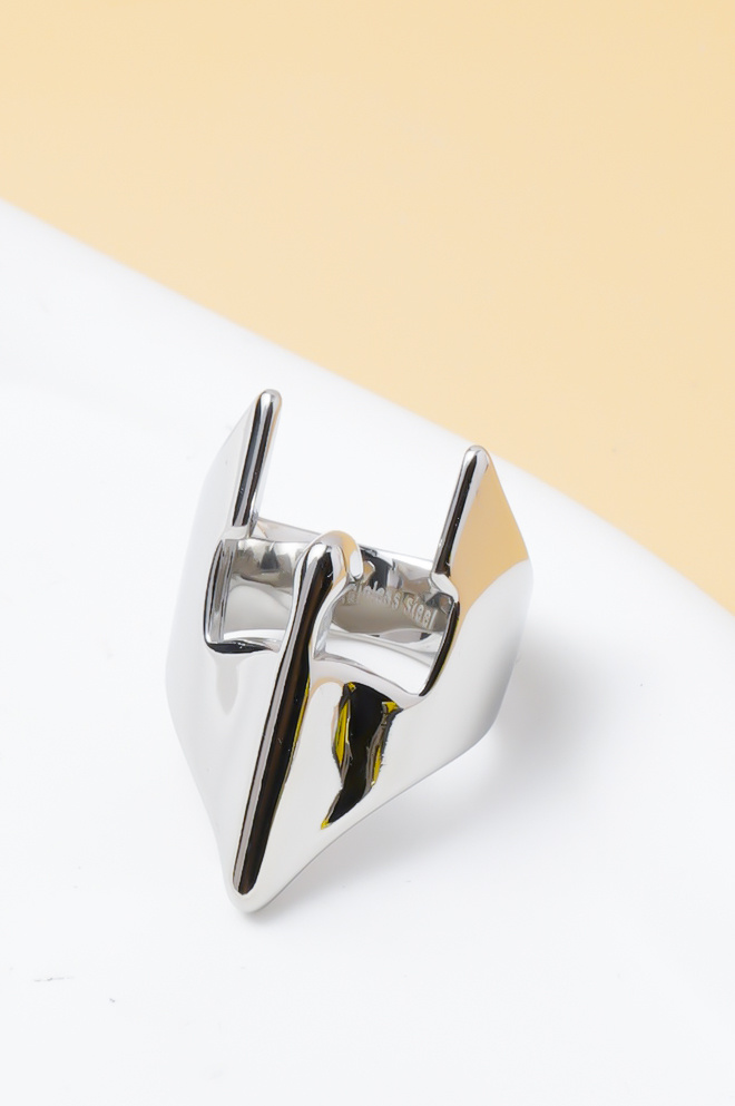 Großhändler Ceramik - Herrenring mit modernem geometrischem Design – Edelstahl – minimalistischer Stil (US 9-12 / FR 60-67)