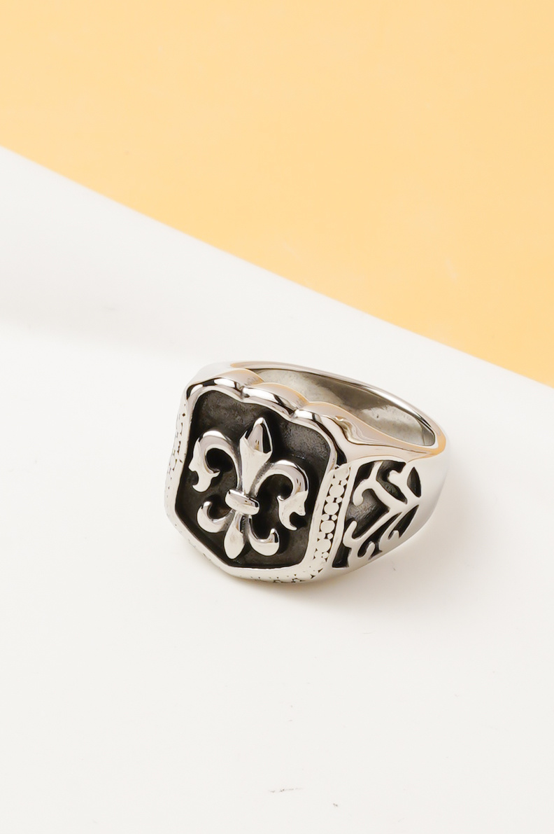 Wholesaler Ceramik - Men's Fleur de Lys Ring – Stainless Steel – Sizes US 8–15 / FR 57–71