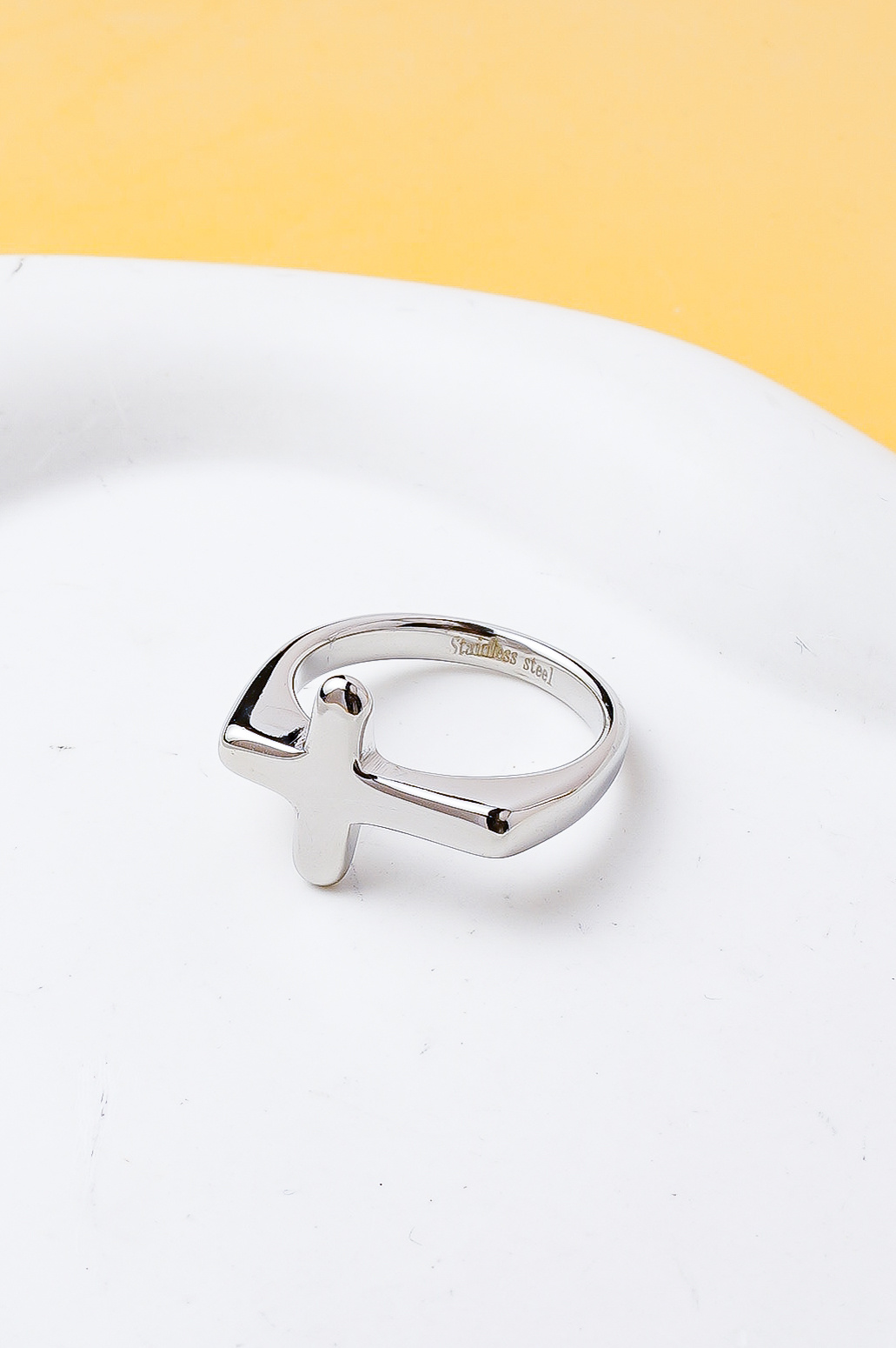 Grossista Ceramik - Anello Croce Minimalista in Acciaio Inossidabile – Taglie US 6-10 / FR 52-62