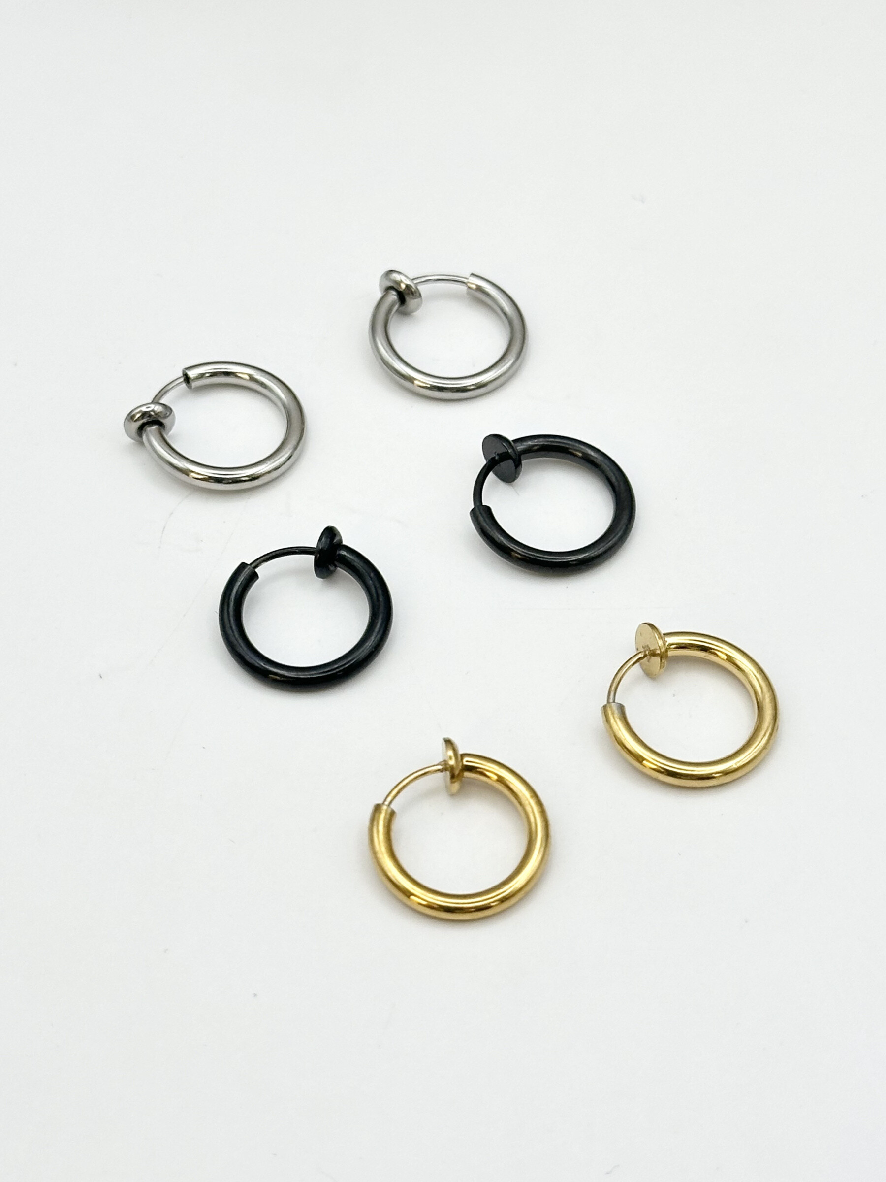 Wholesaler Ceramik - Creole earrings in stainless steel with dangling cross