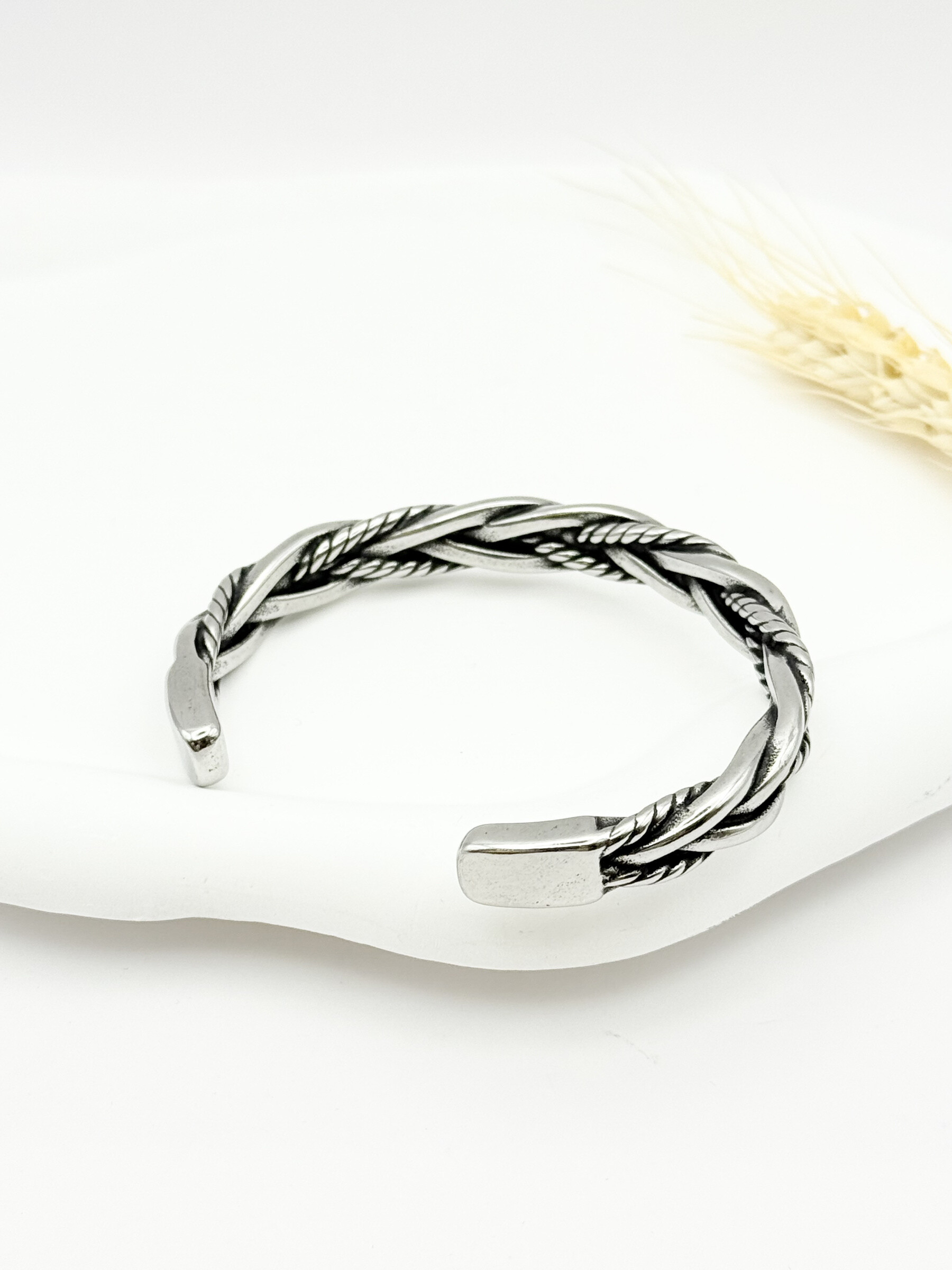 Wholesaler Ceramik - Twisted Stainless Steel Cuff Bracelet Men's Viking or Industrial Style